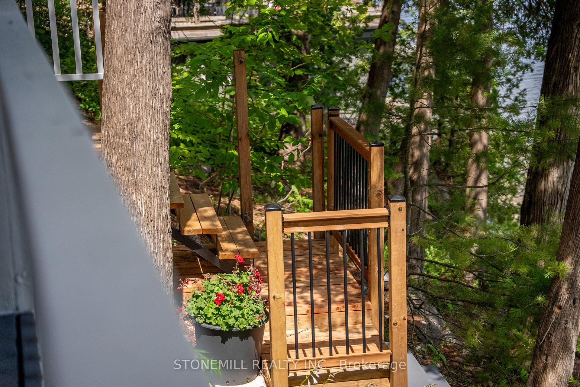 Photo 16 of 56 Griffin Drive, Kawartha Lakes, Somerville — HOMEH
