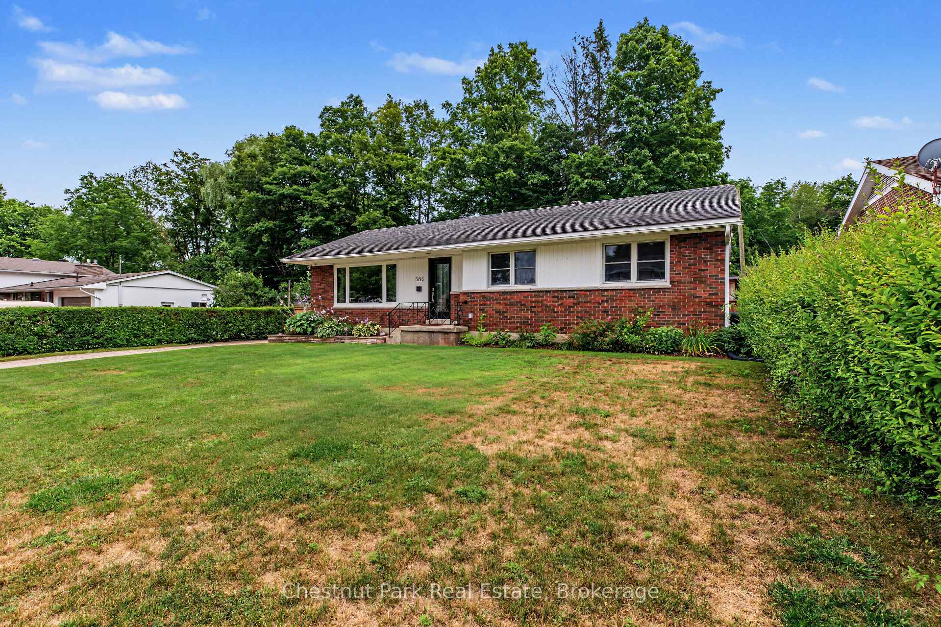 Photo 4 of 583 6th Street W, Owen Sound — HOMEH