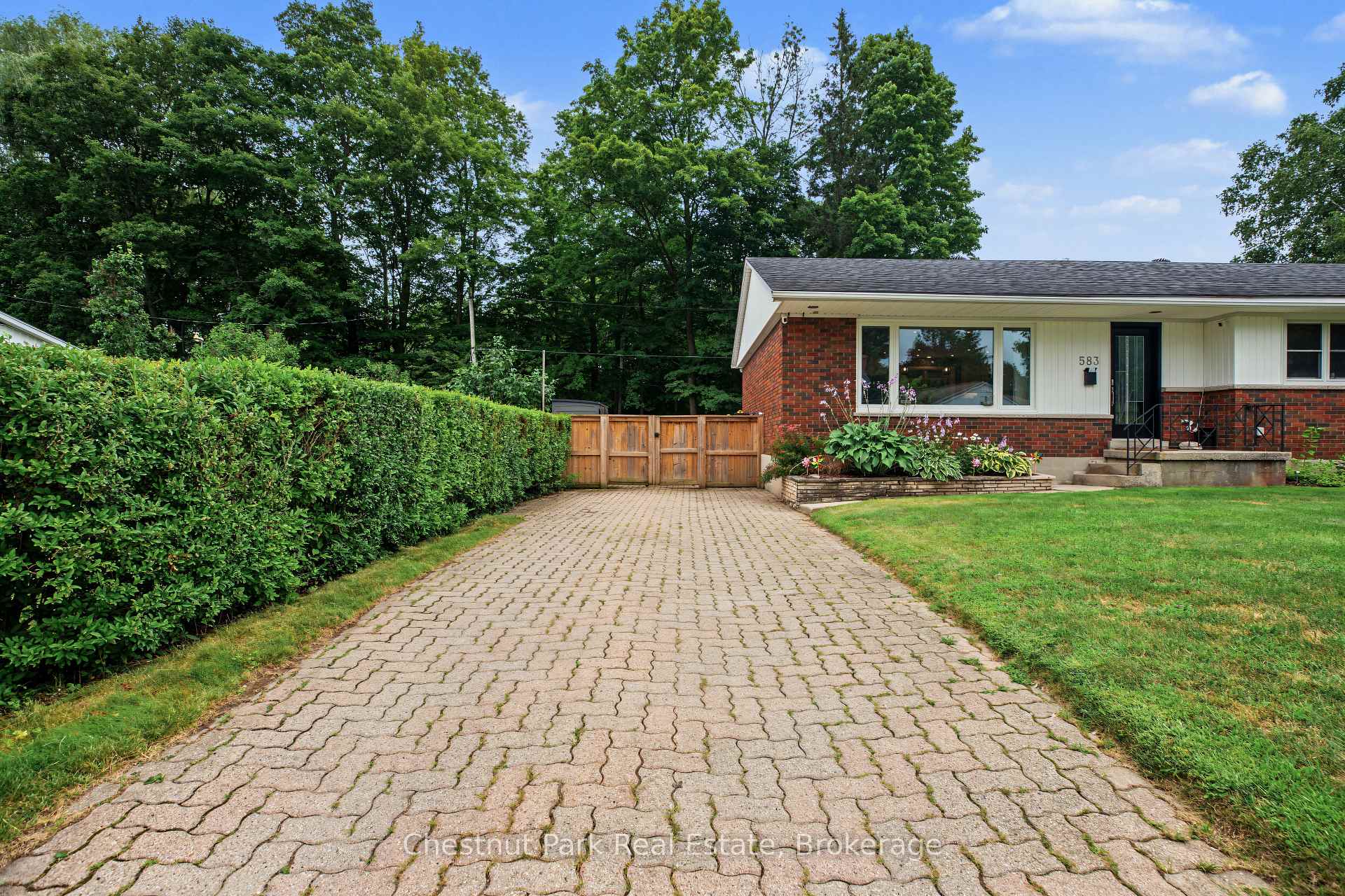 Photo 5 of 583 6th Street W, Owen Sound — HOMEH