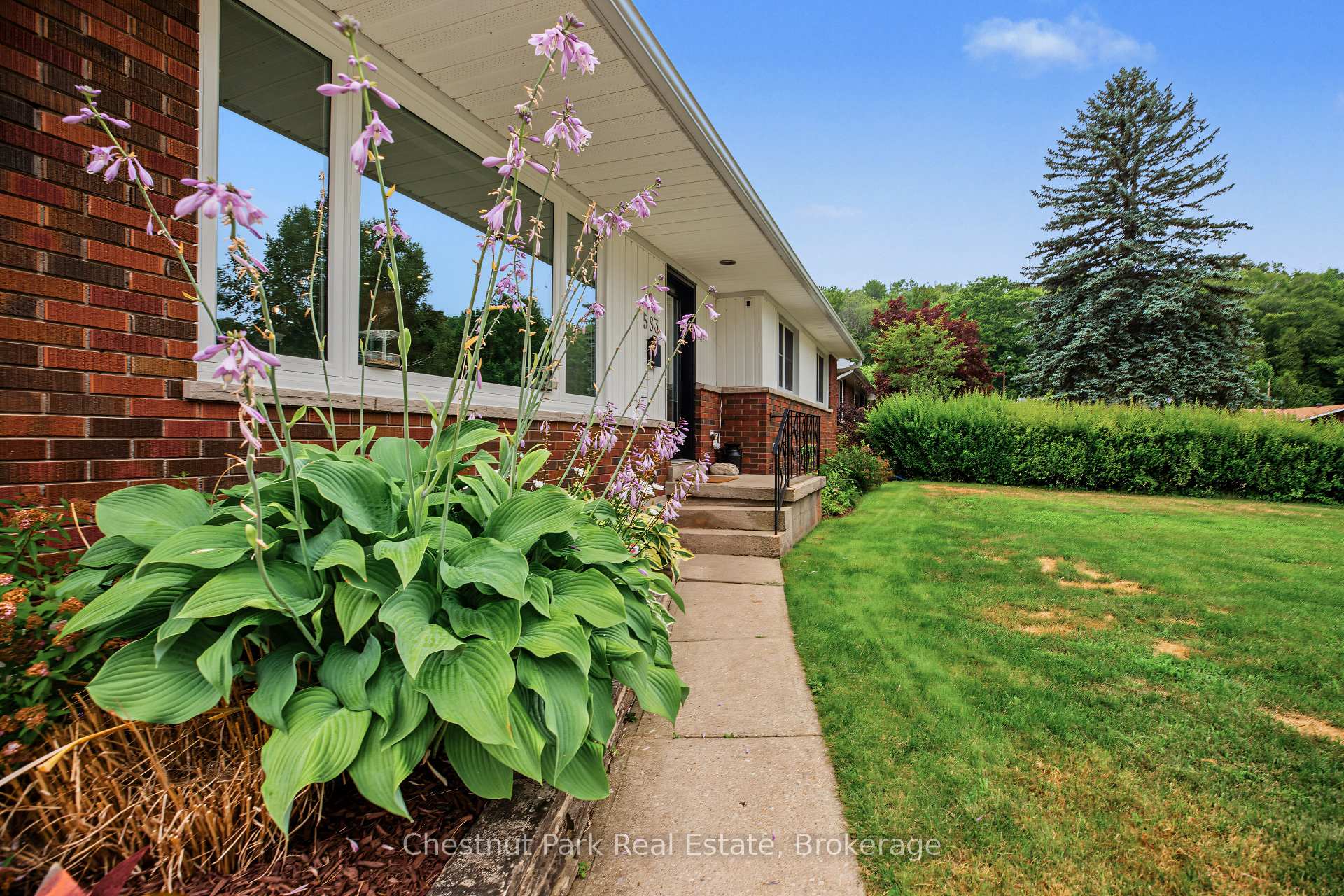 Photo 7 of 583 6th Street W, Owen Sound — HOMEH