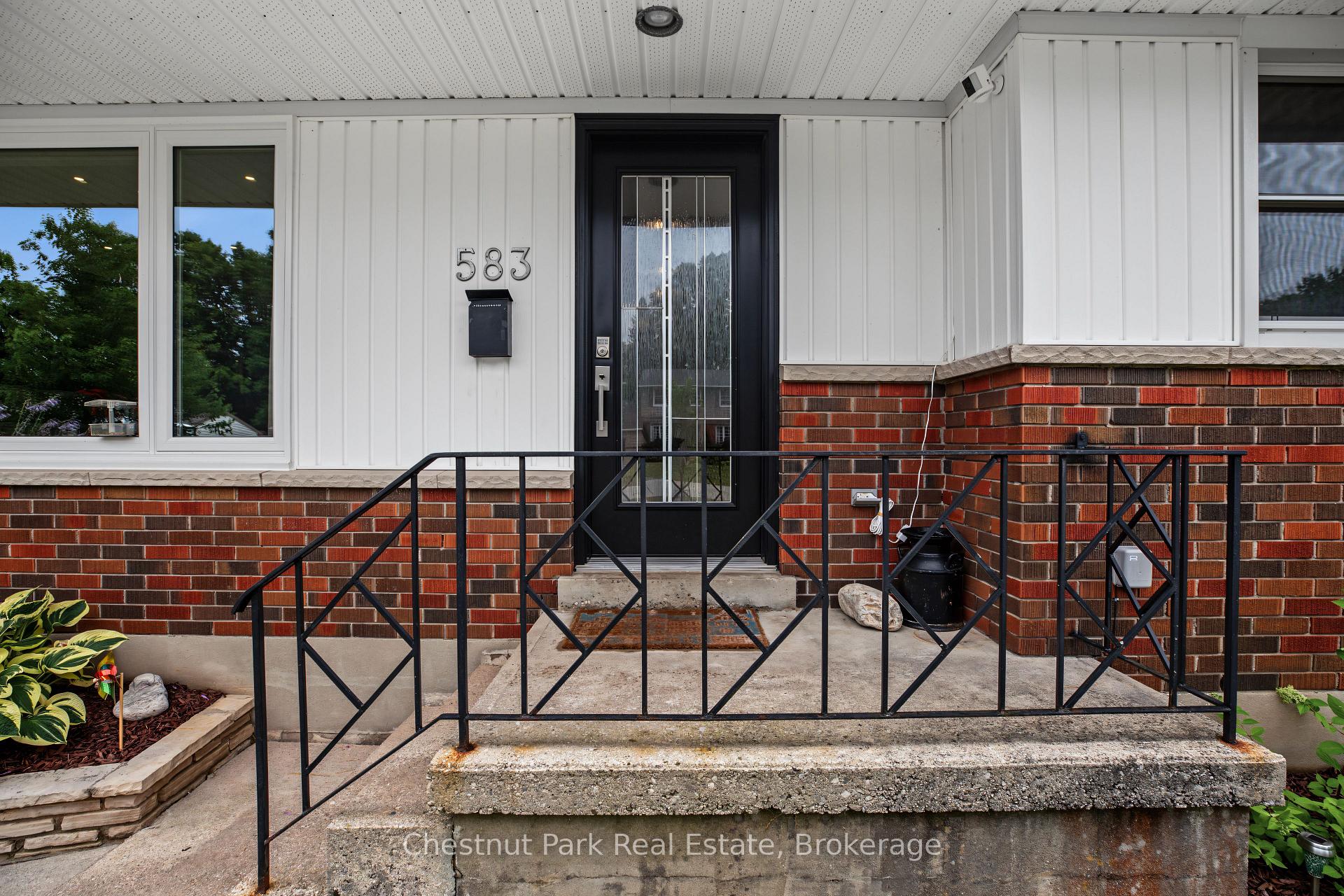 Photo 8 of 583 6th Street W, Owen Sound — HOMEH