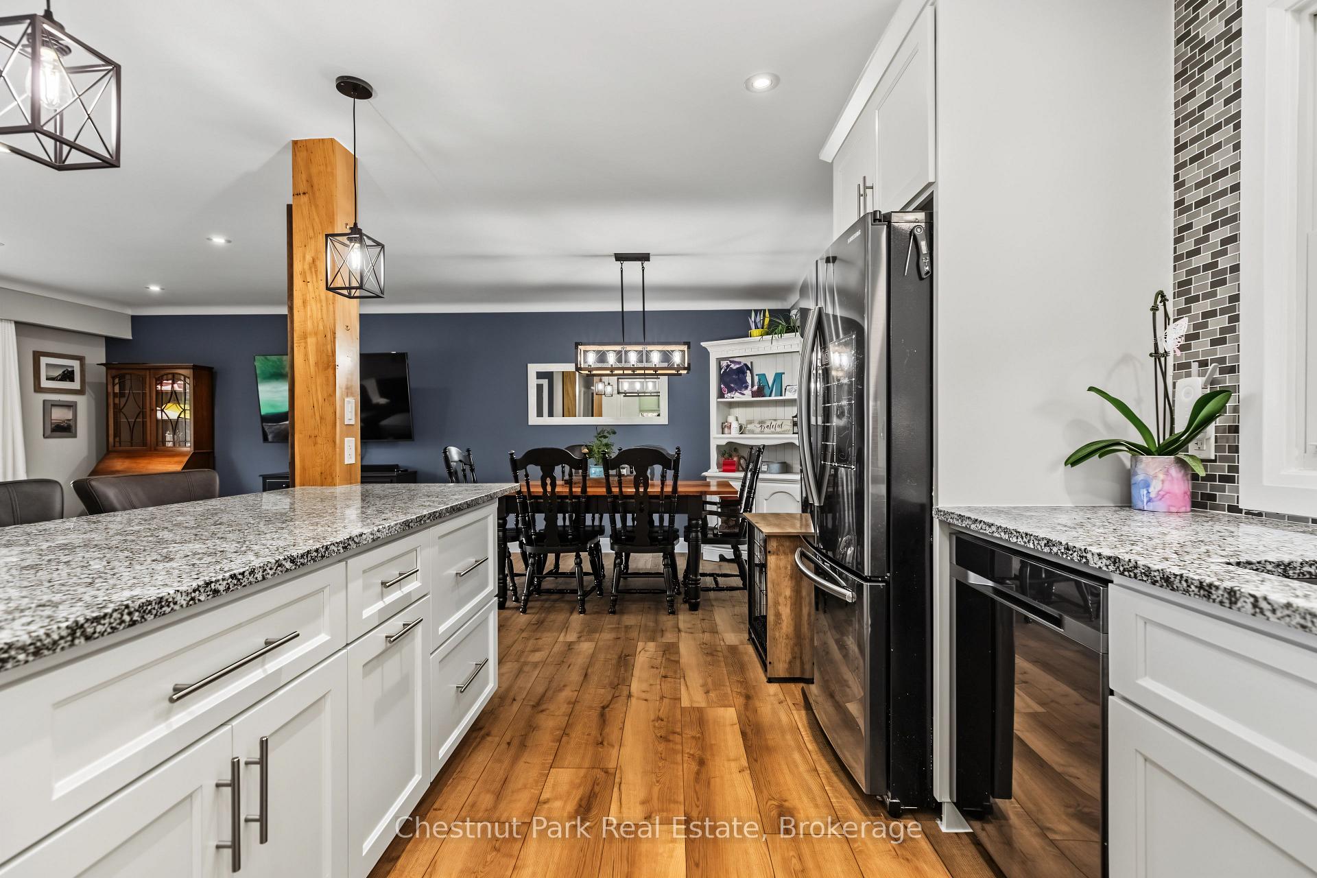 Photo 15 of 583 6th Street W, Owen Sound — HOMEH