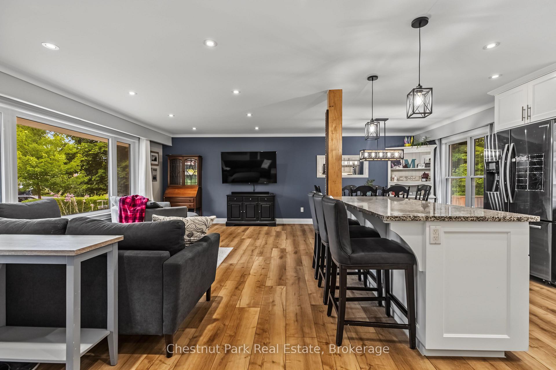 Photo 20 of 583 6th Street W, Owen Sound — HOMEH