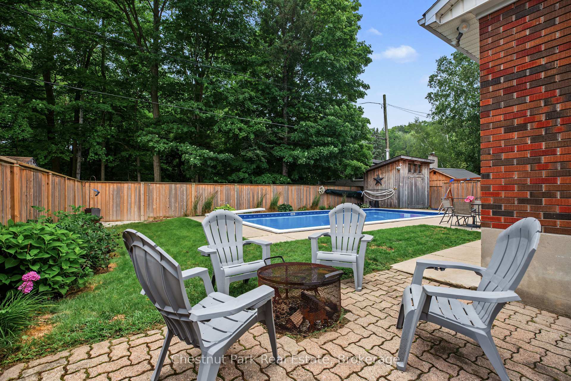 Photo 37 of 583 6th Street W, Owen Sound — HOMEH