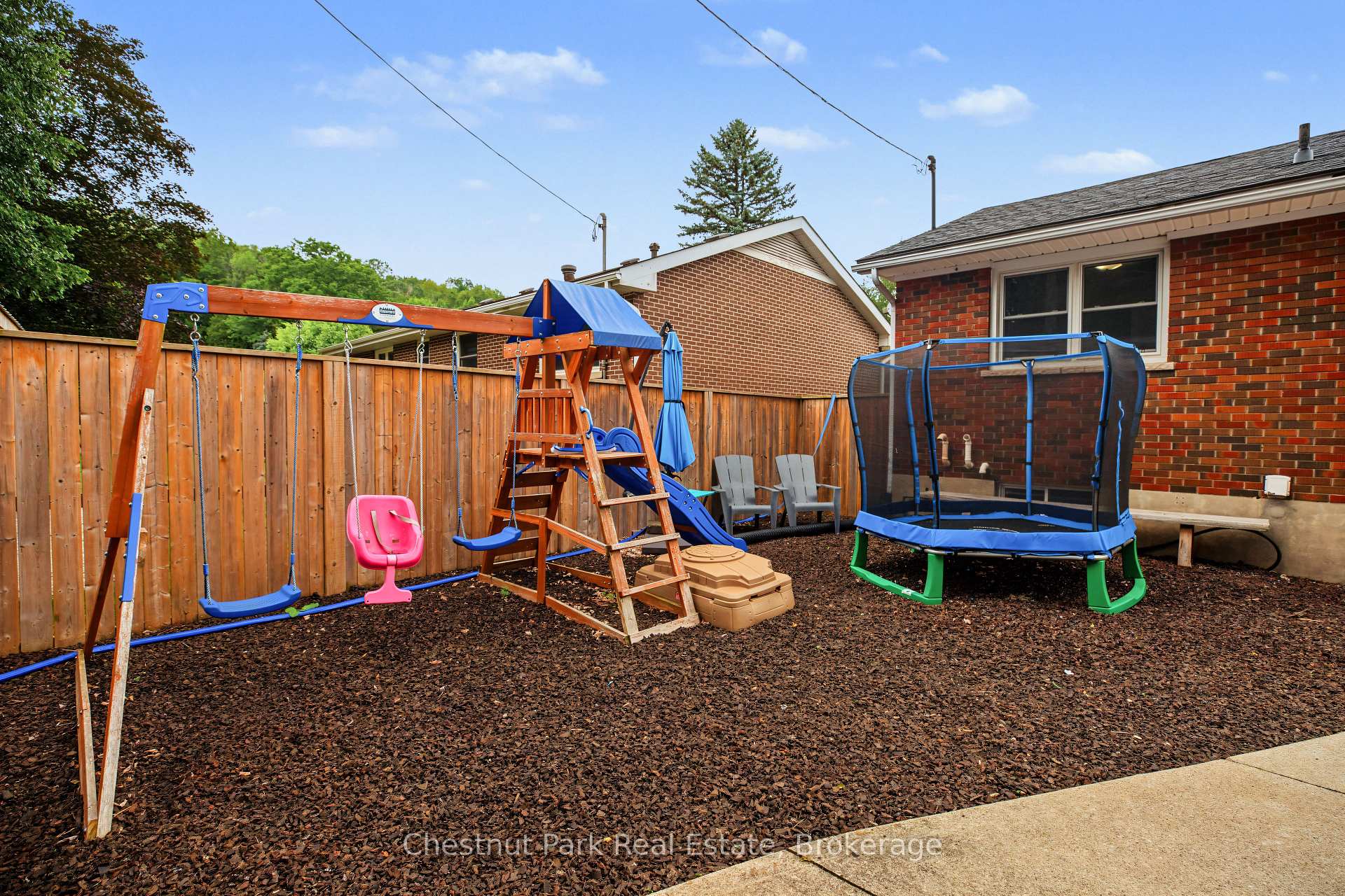 Photo 44 of 583 6th Street W, Owen Sound — HOMEH