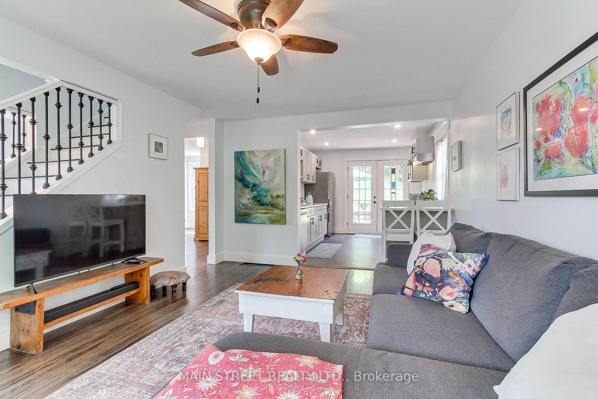 Photo 7 of 104 Mercer Street, Hamilton, Dundas — HOMEH