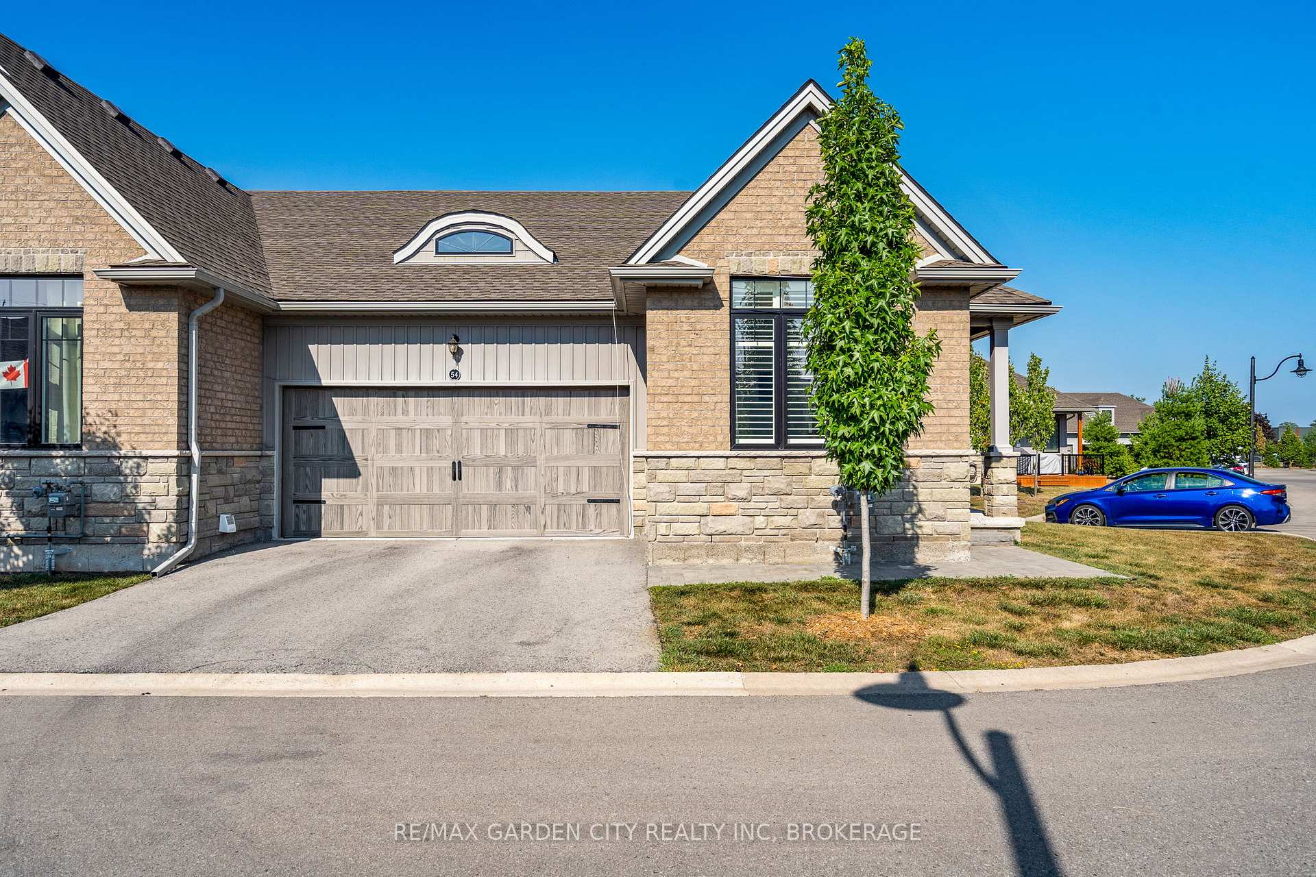 Photo 1 of 54 Borden Trail, Welland, Prince Charles — HOMEH
