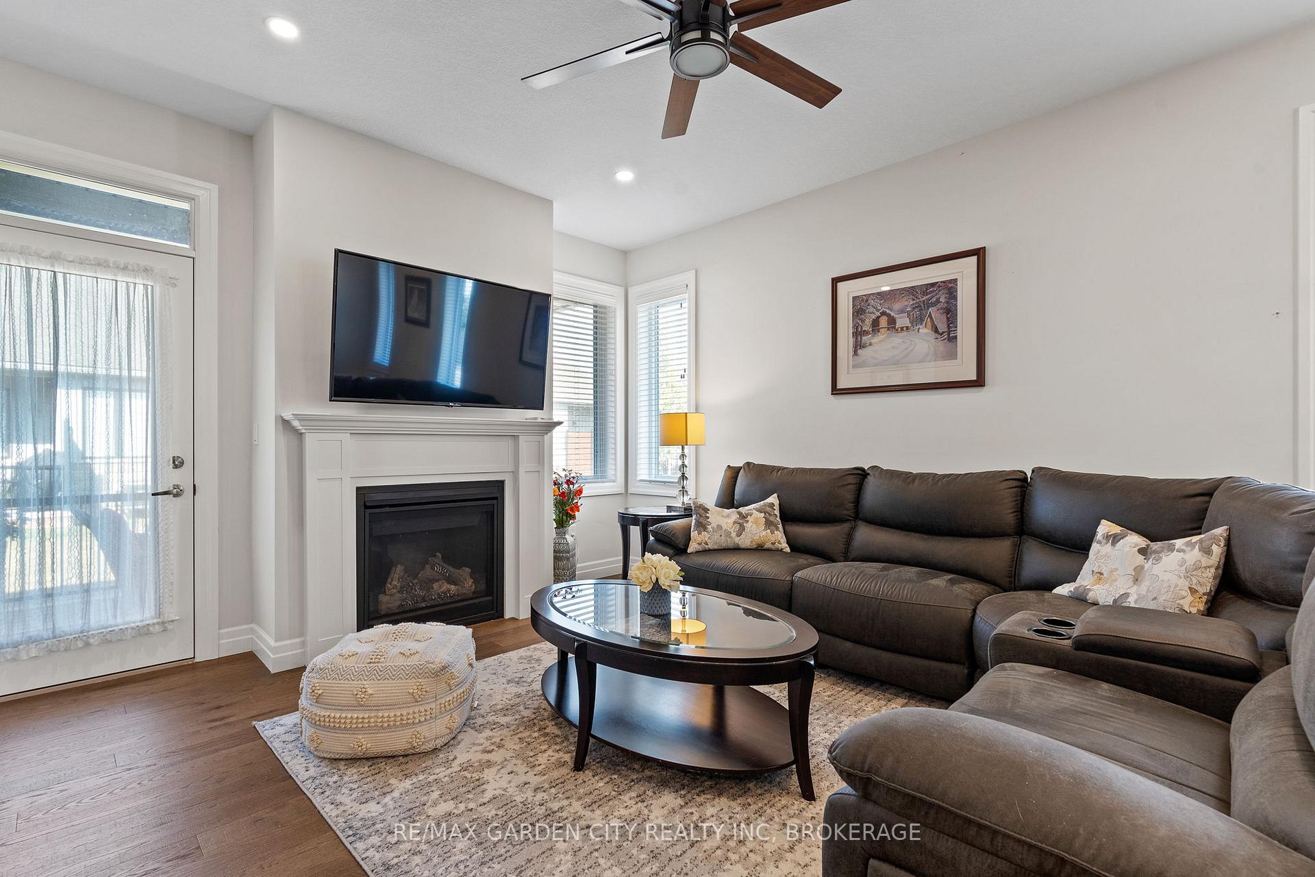 Photo 9 of 54 Borden Trail, Welland, Prince Charles — HOMEH