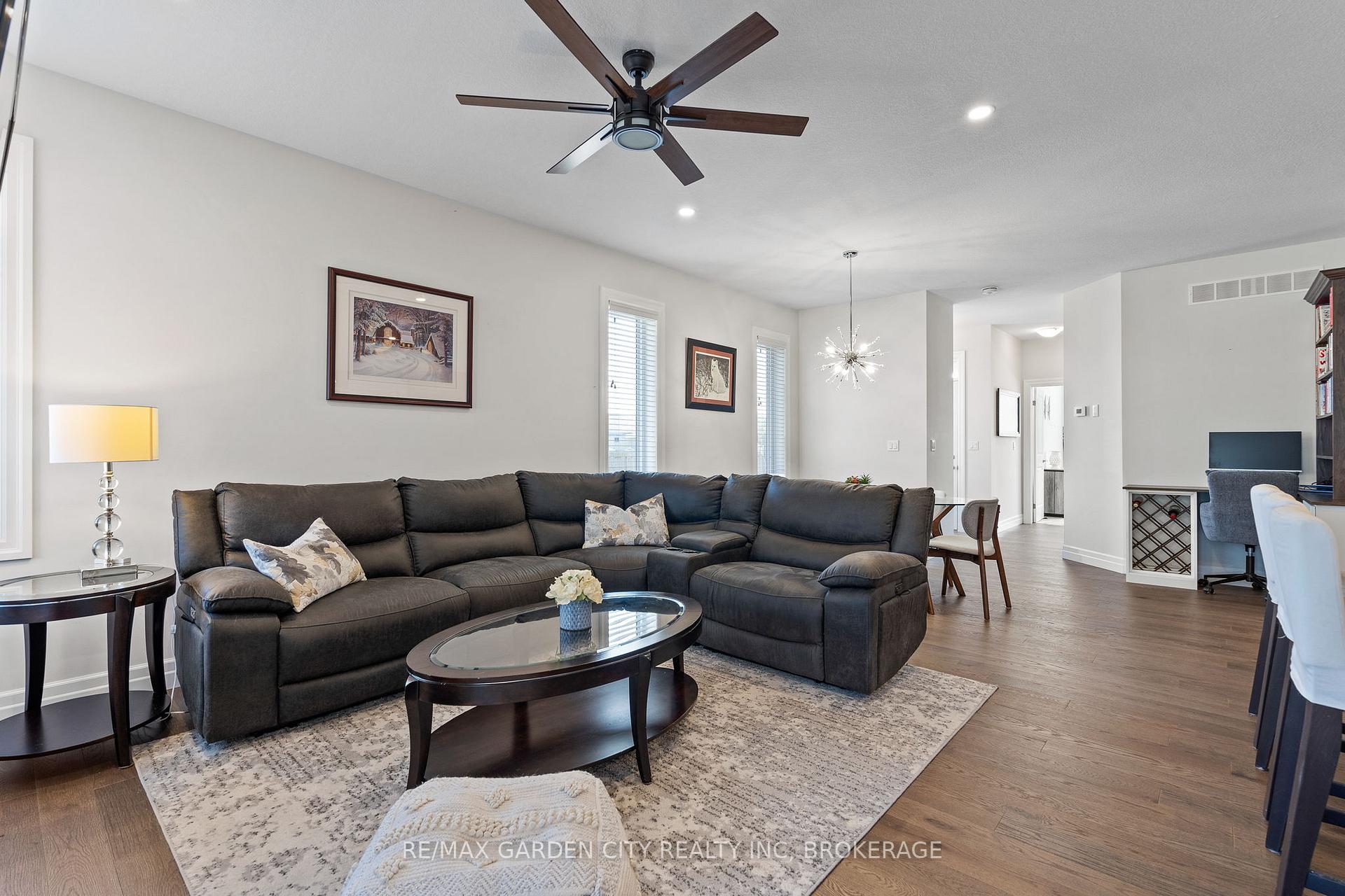 Photo 11 of 54 Borden Trail, Welland, Prince Charles — HOMEH