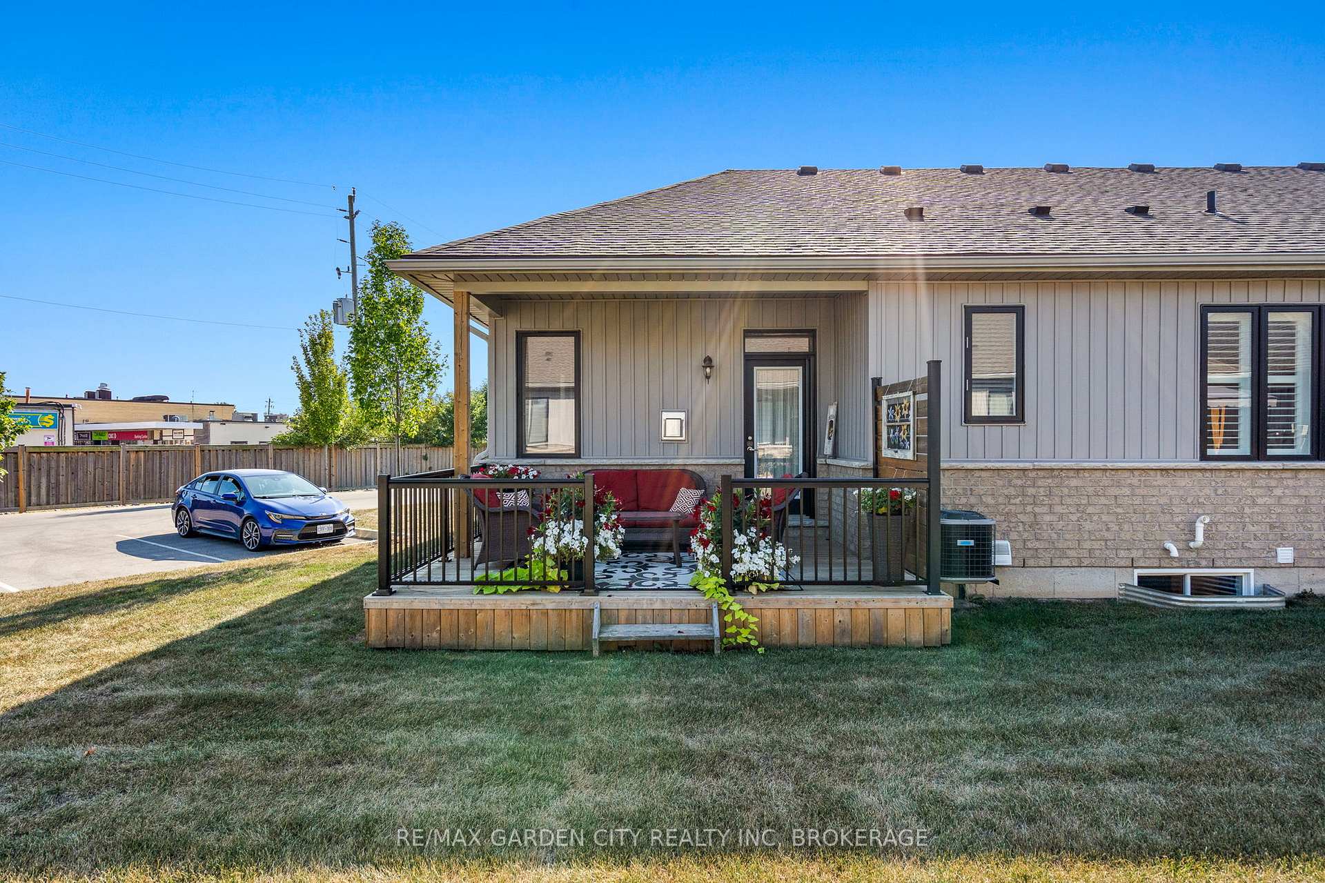 Photo 22 of 54 Borden Trail, Welland, Prince Charles — HOMEH