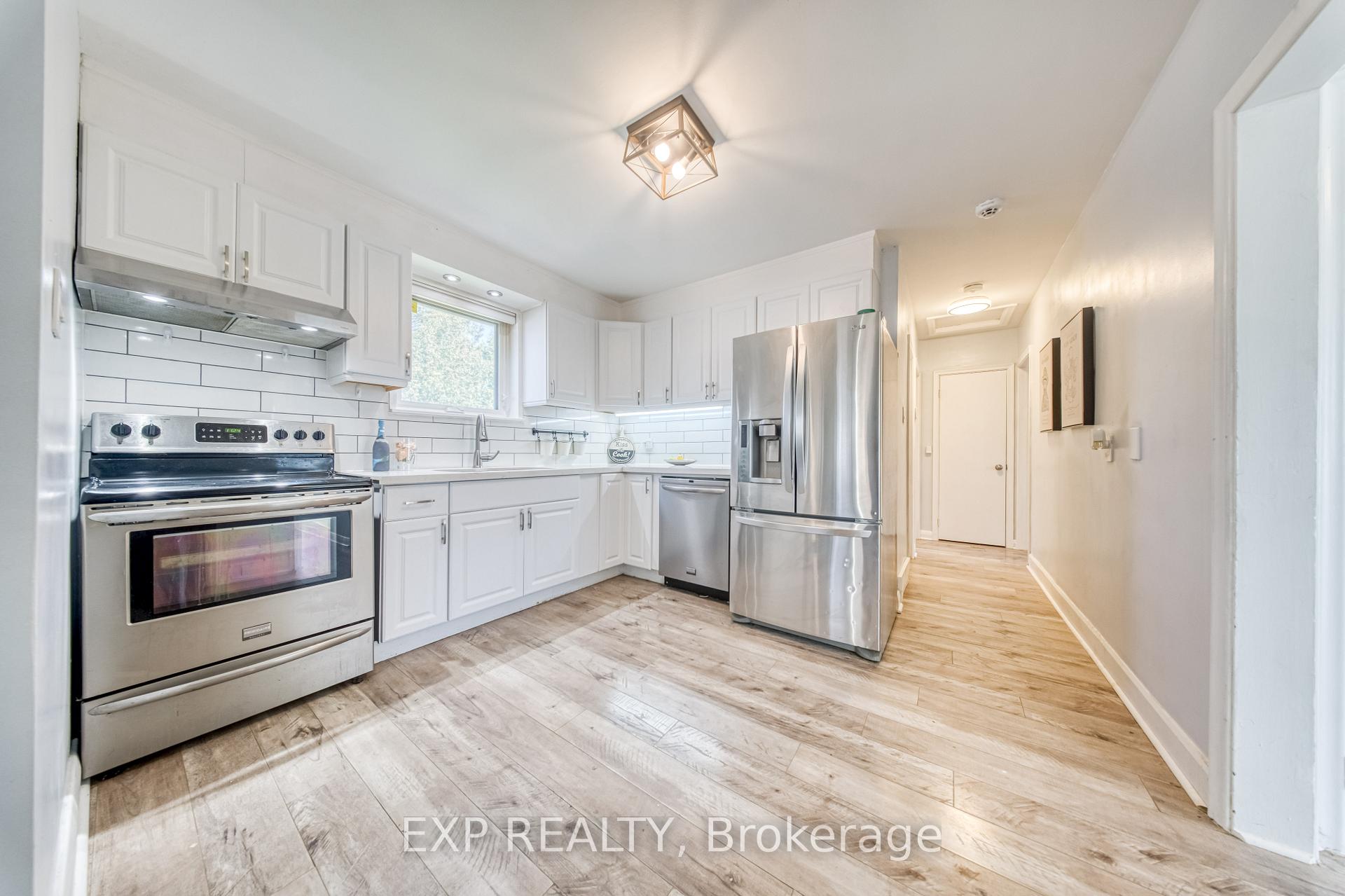Photo 13 of 752 Eastbourne Avenue, Oshawa, Eastdale — HOMEH