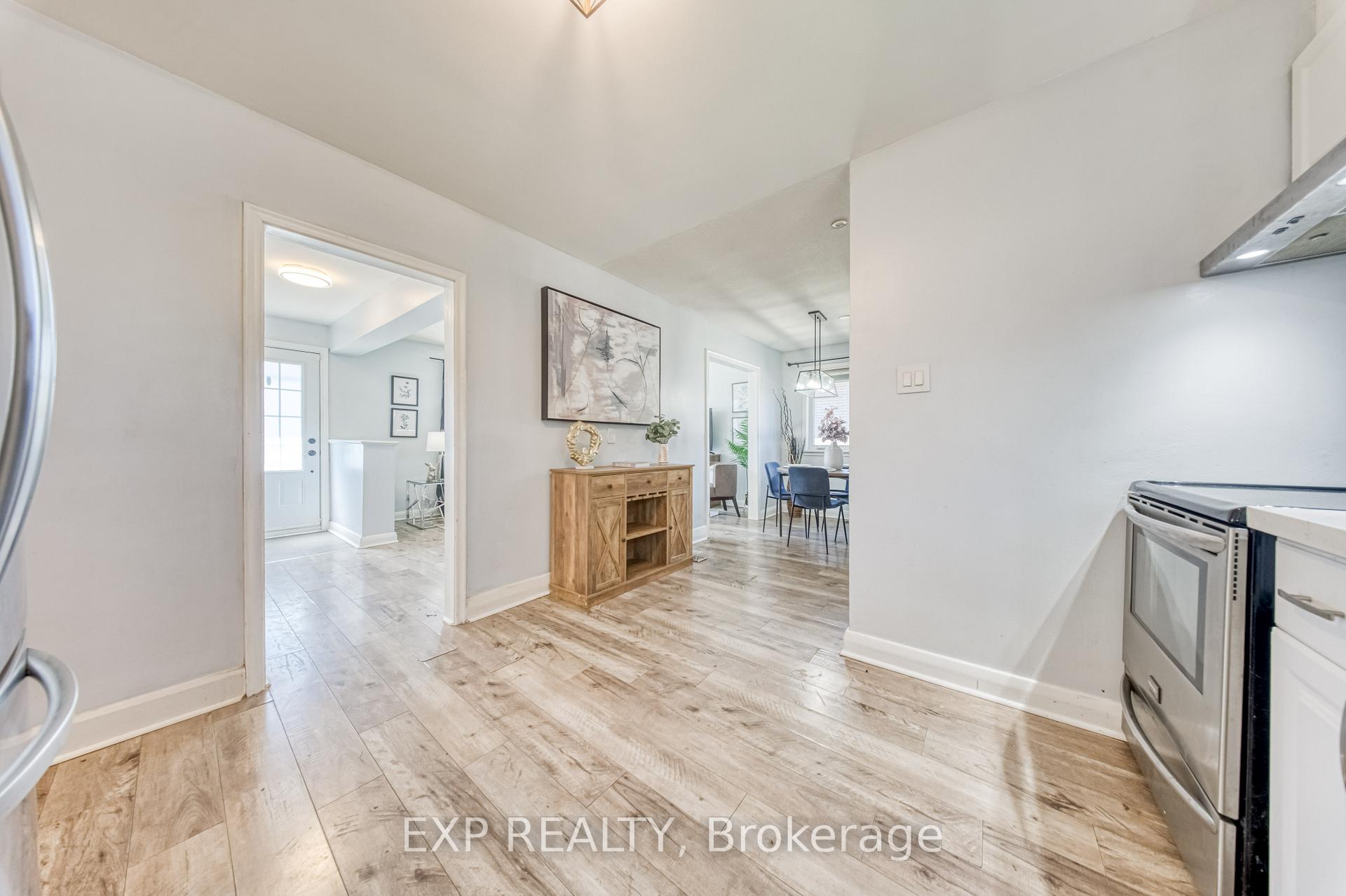 Photo 16 of 752 Eastbourne Avenue, Oshawa, Eastdale — HOMEH