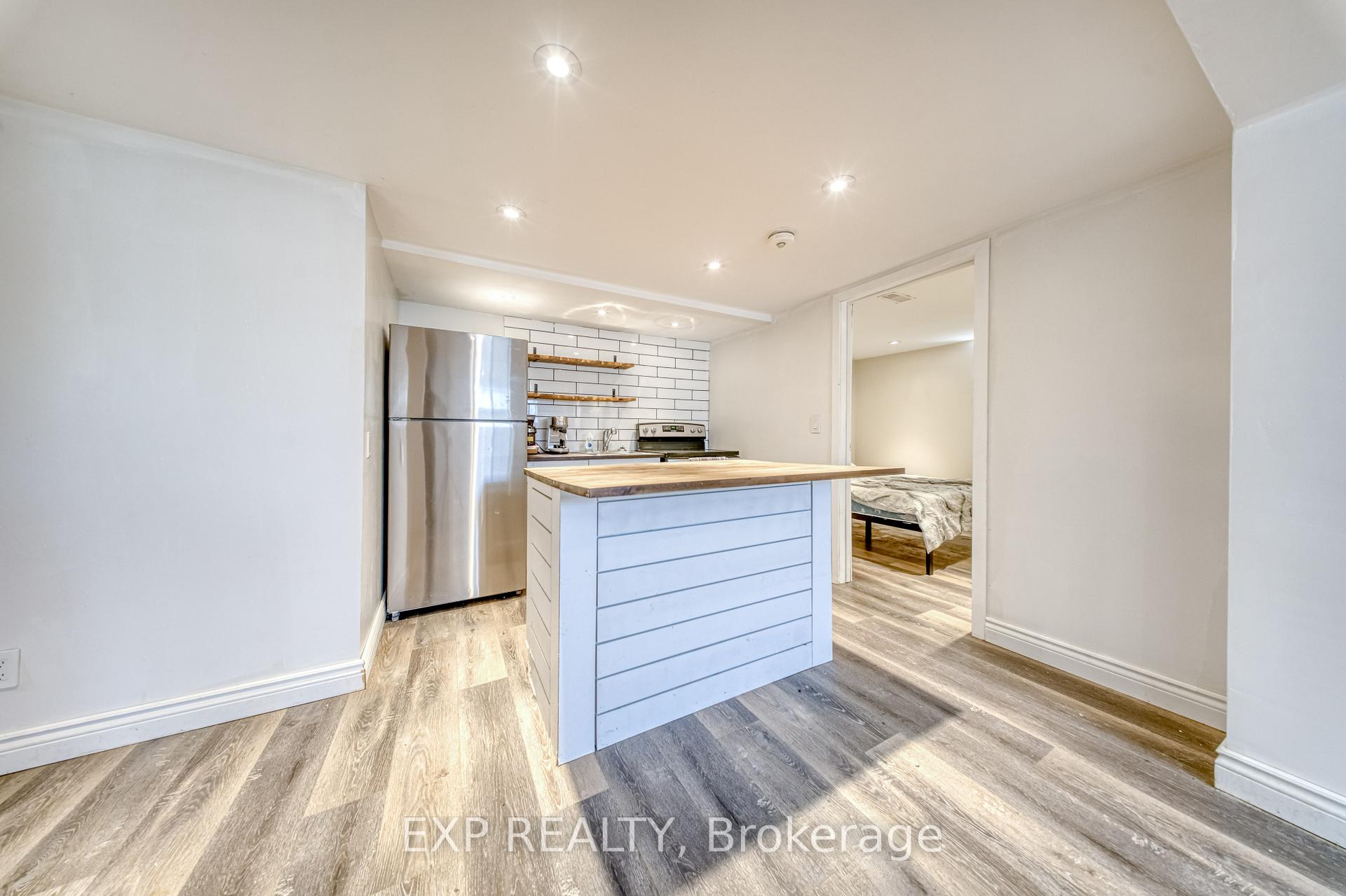 Photo 31 of 752 Eastbourne Avenue, Oshawa, Eastdale — HOMEH