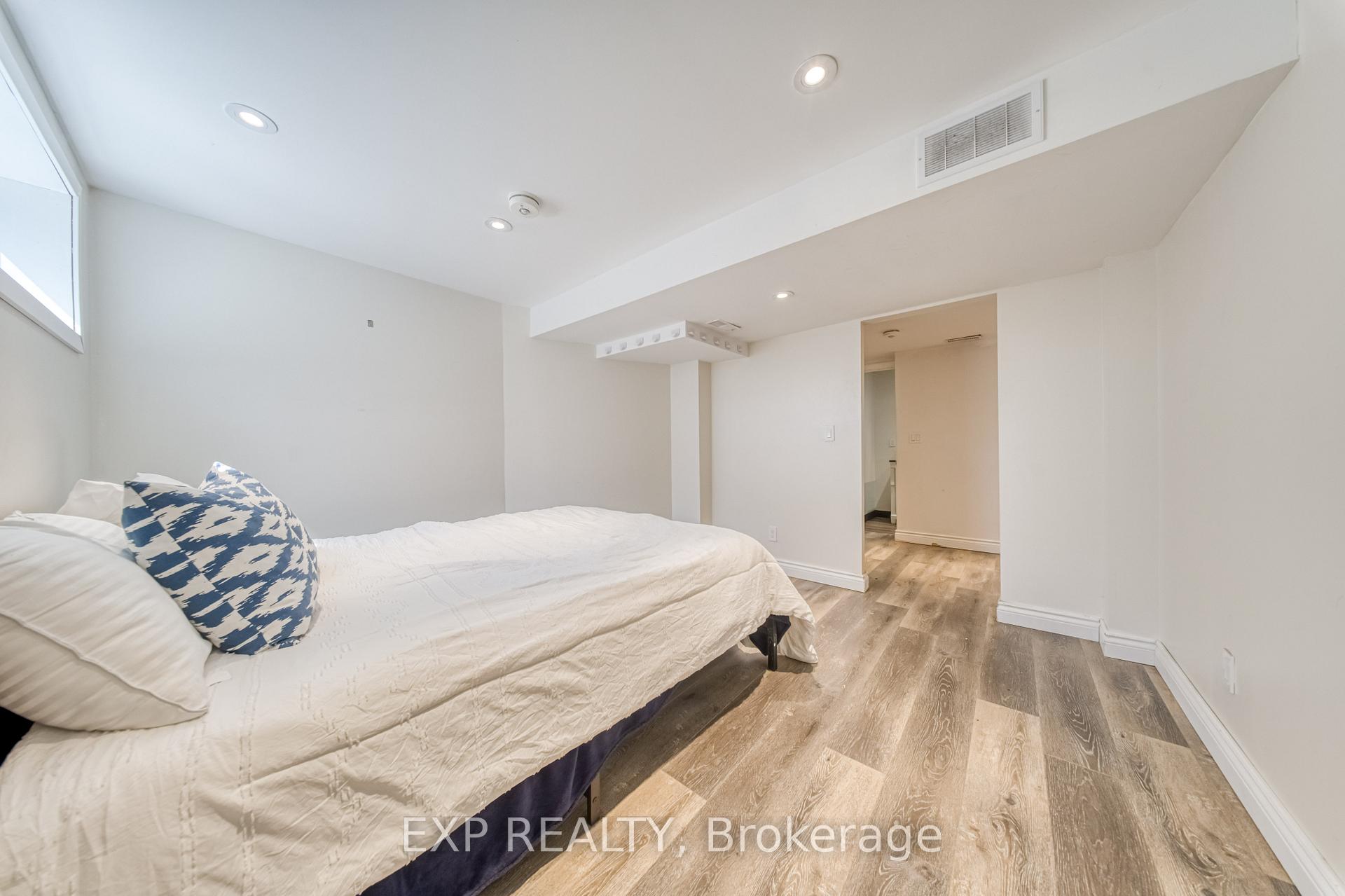 Photo 39 of 752 Eastbourne Avenue, Oshawa, Eastdale — HOMEH