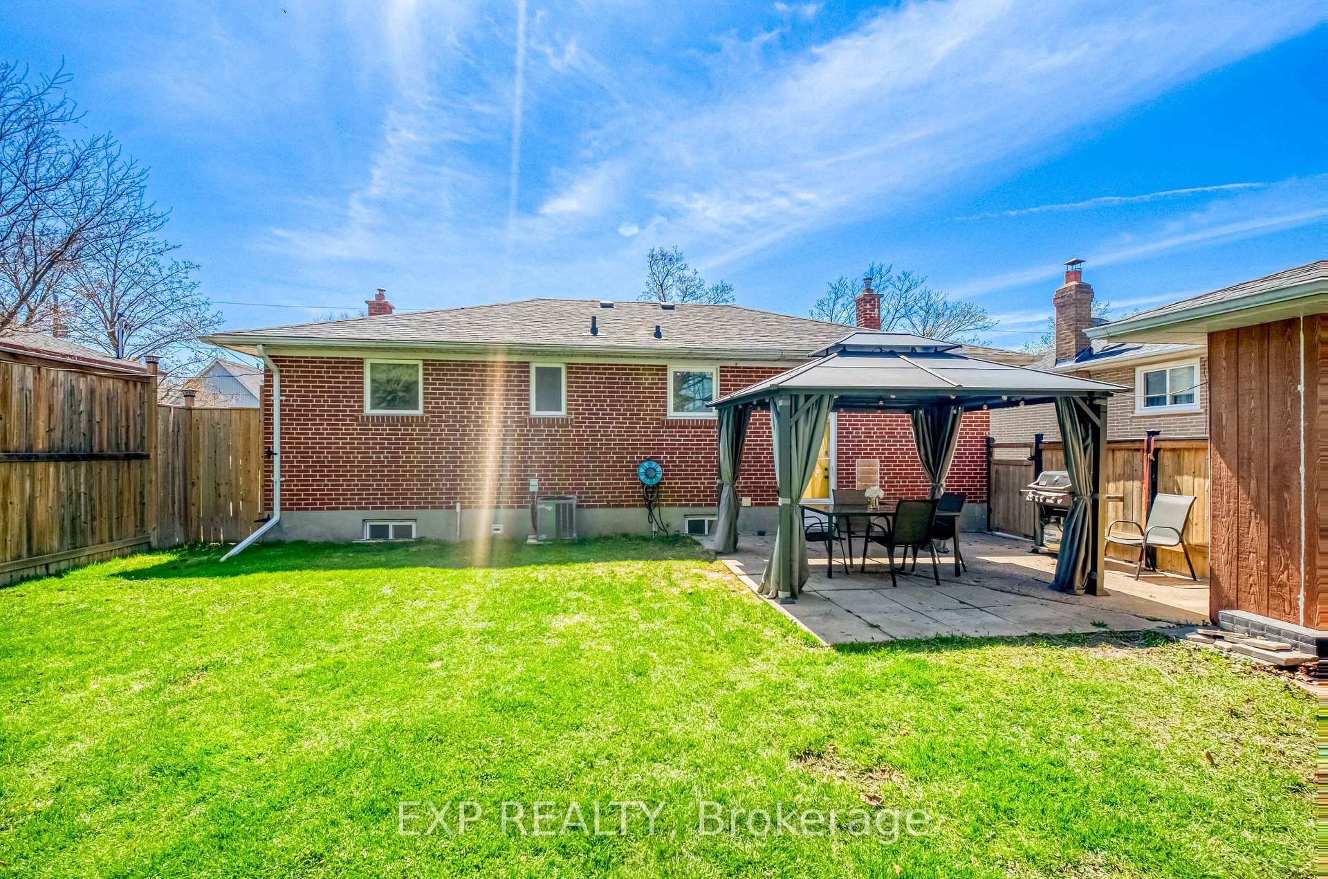 Photo 45 of 752 Eastbourne Avenue, Oshawa, Eastdale — HOMEH