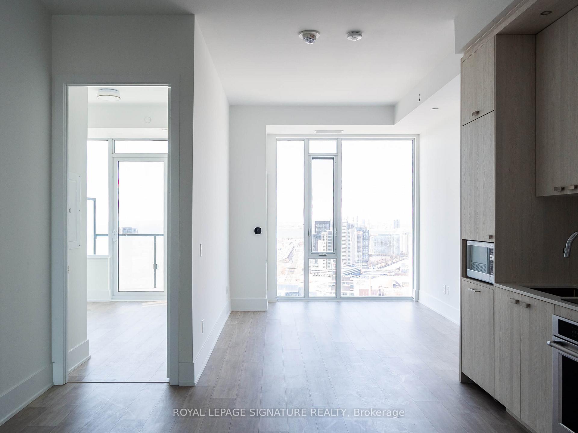 Photo 3 of Unit 3503, 470 Front Street W, Toronto, Waterfront Communities — HOMEH