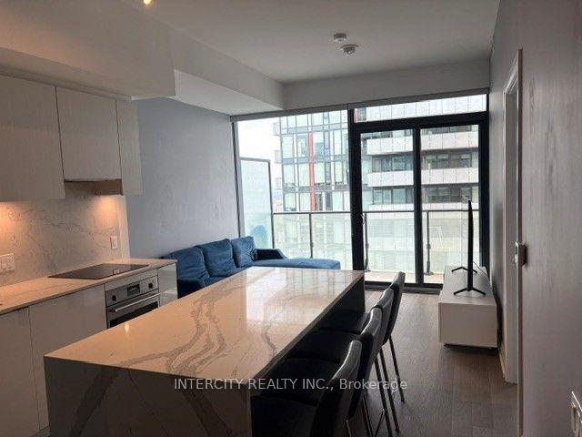 Photo 5 of Unit 2906, 161 Roehampton Avenue, Toronto, Mount Pleasant West — HOMEH