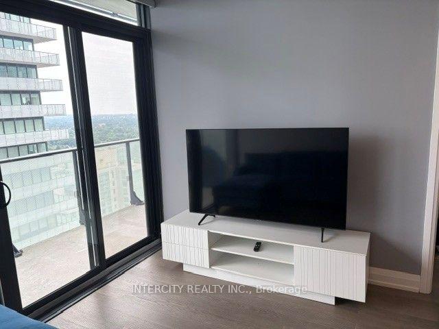 Photo 9 of Unit 2906, 161 Roehampton Avenue, Toronto, Mount Pleasant West — HOMEH