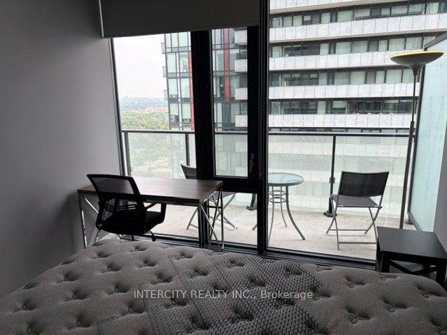 Photo 11 of Unit 2906, 161 Roehampton Avenue, Toronto, Mount Pleasant West — HOMEH