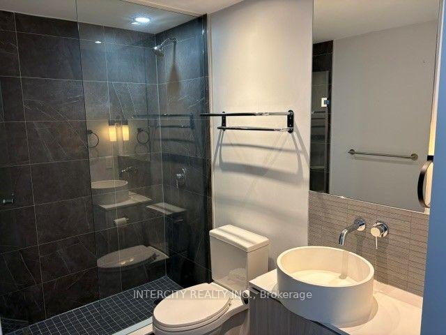 Photo 18 of Unit 2906, 161 Roehampton Avenue, Toronto, Mount Pleasant West — HOMEH