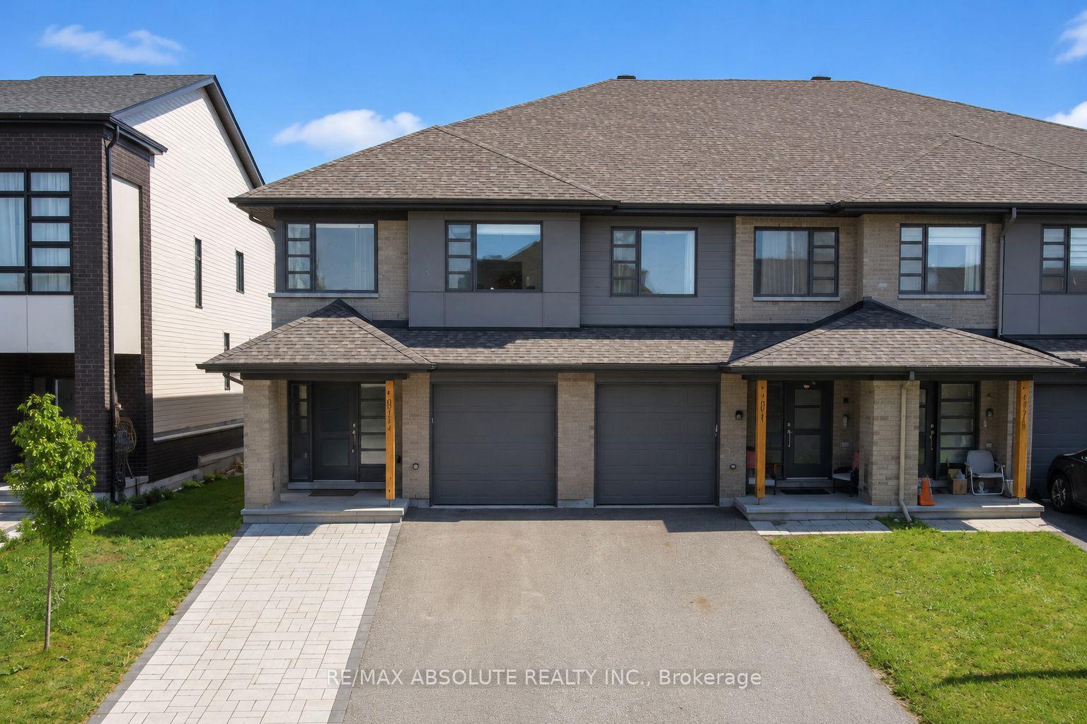 Photo 1 of 1072 Lunar Glow Crescent, Ottawa, Riverside South/Gloucester Glen — HOMEH