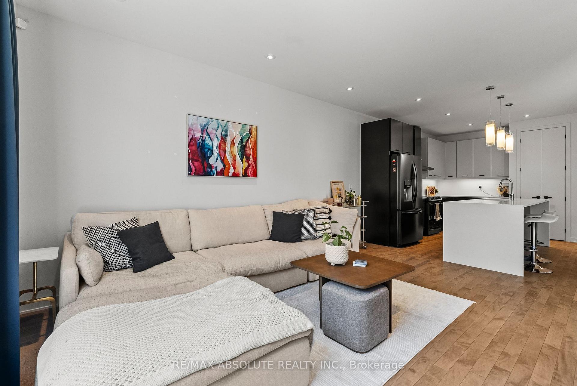 Photo 19 of 1072 Lunar Glow Crescent, Ottawa, Riverside South/Gloucester Glen — HOMEH