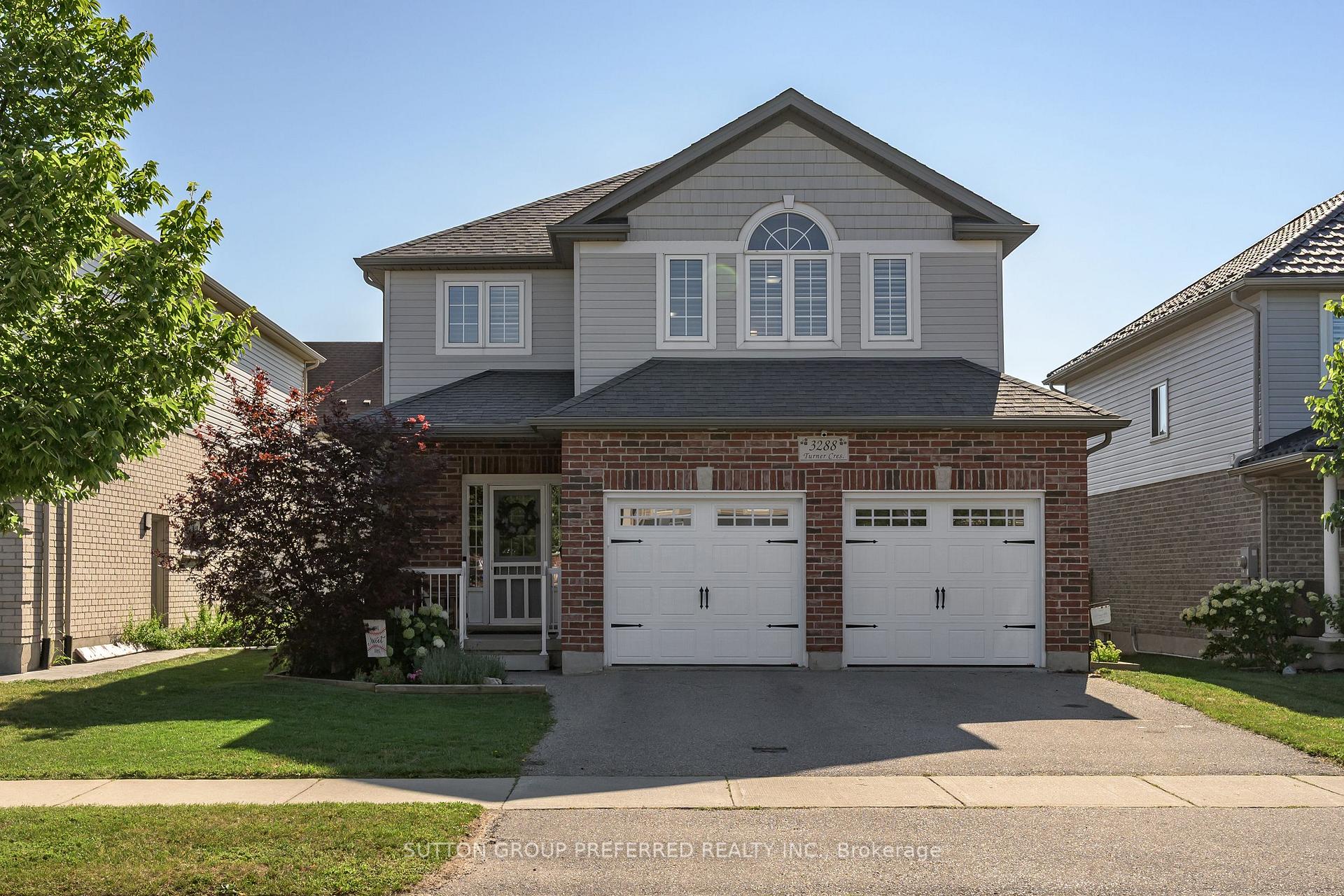 Front of 3288 Turner Crescent