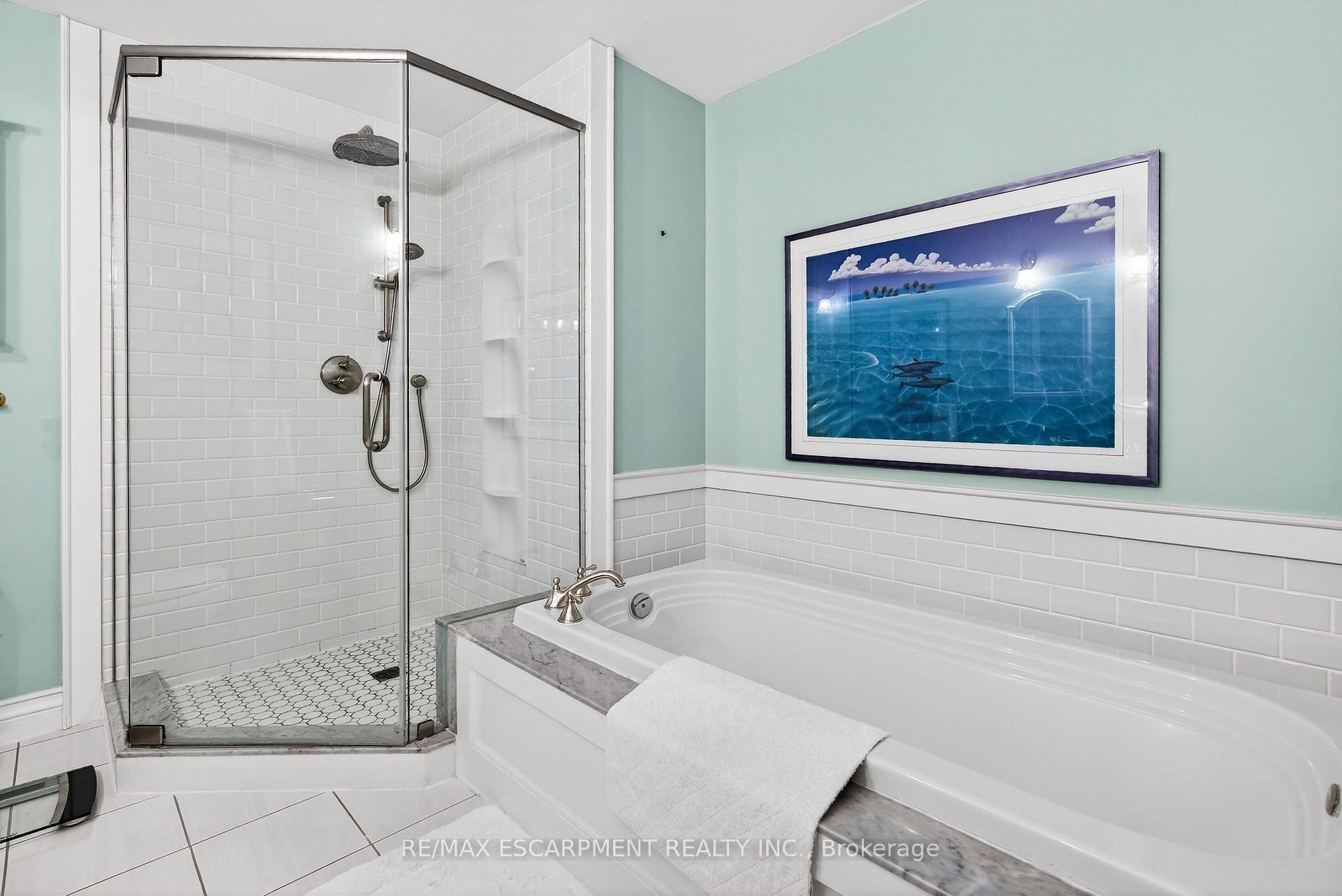 Photo 28 of 3046 South Drive, Burlington, Roseland — HOMEH