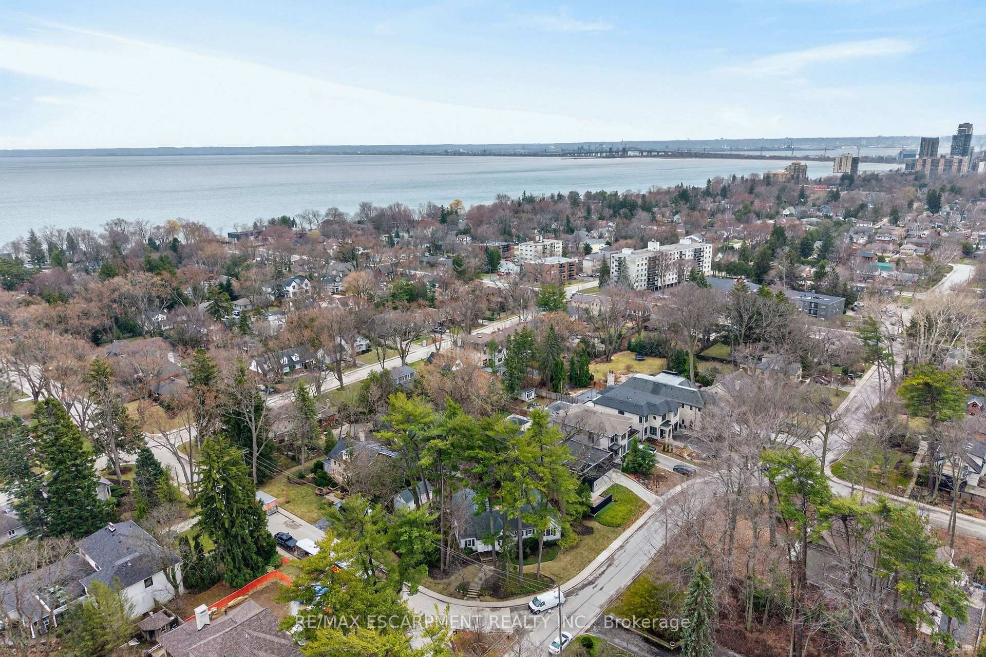 Photo 42 of 3046 South Drive, Burlington, Roseland — HOMEH