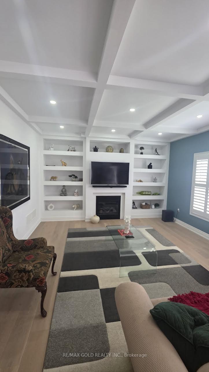 Photo 10 of 318 Wallace Street, Shelburne — HOMEH