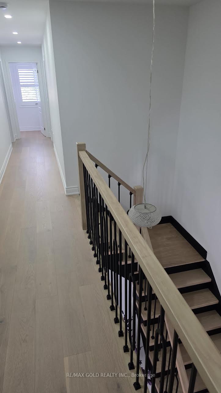 Photo 20 of 318 Wallace Street, Shelburne — HOMEH