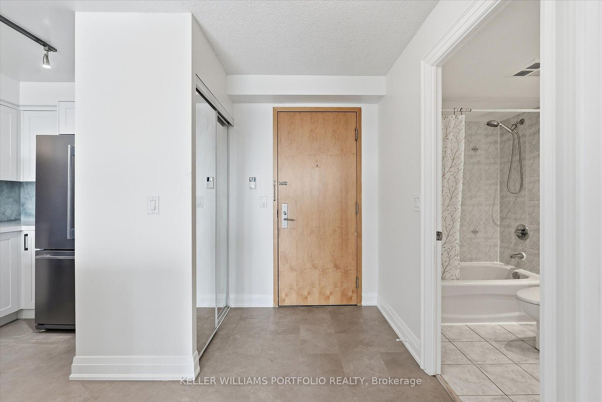 Photo 7 of Unit 607, 48 Suncrest Boulevard, Markham, Commerce Valley — HOMEH