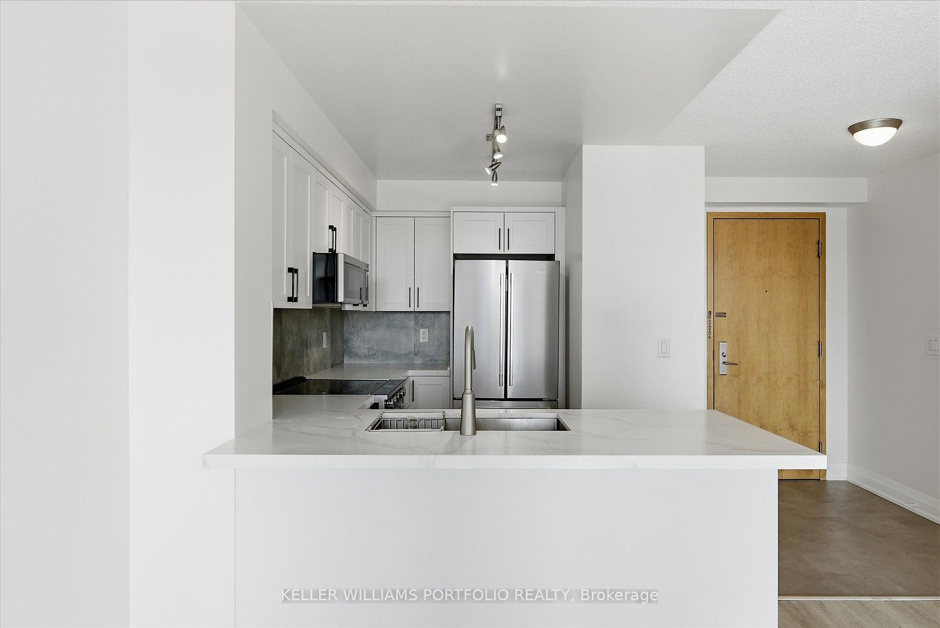 Photo 13 of Unit 607, 48 Suncrest Boulevard, Markham, Commerce Valley — HOMEH