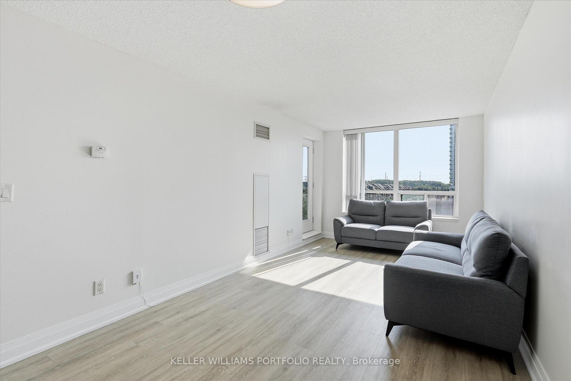 Photo 16 of Unit 607, 48 Suncrest Boulevard, Markham, Commerce Valley — HOMEH
