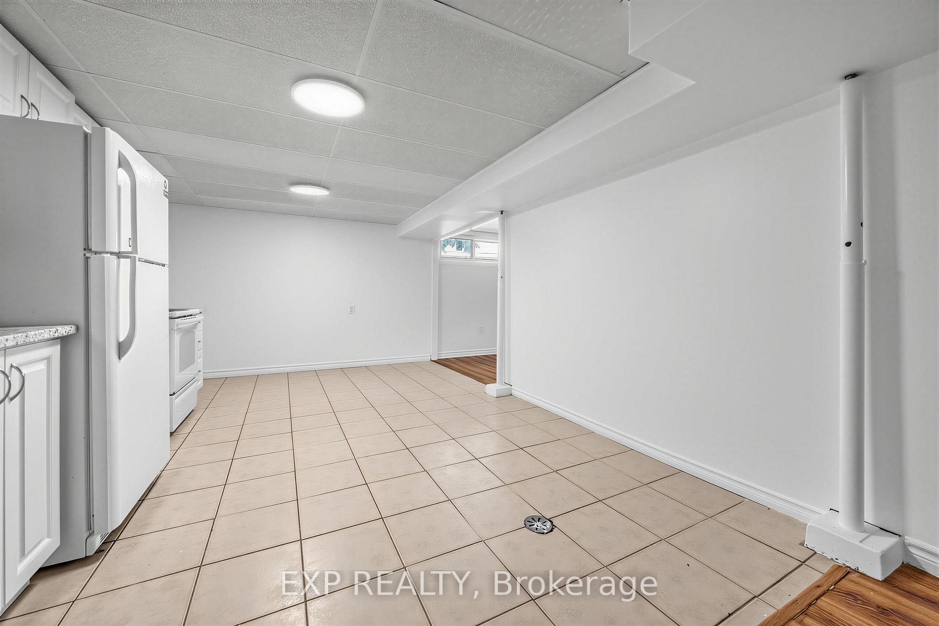 Photo 5 of Unit LOWER, 847 Upper Ottawa Street, Hamilton, Lisgar — HOMEH
