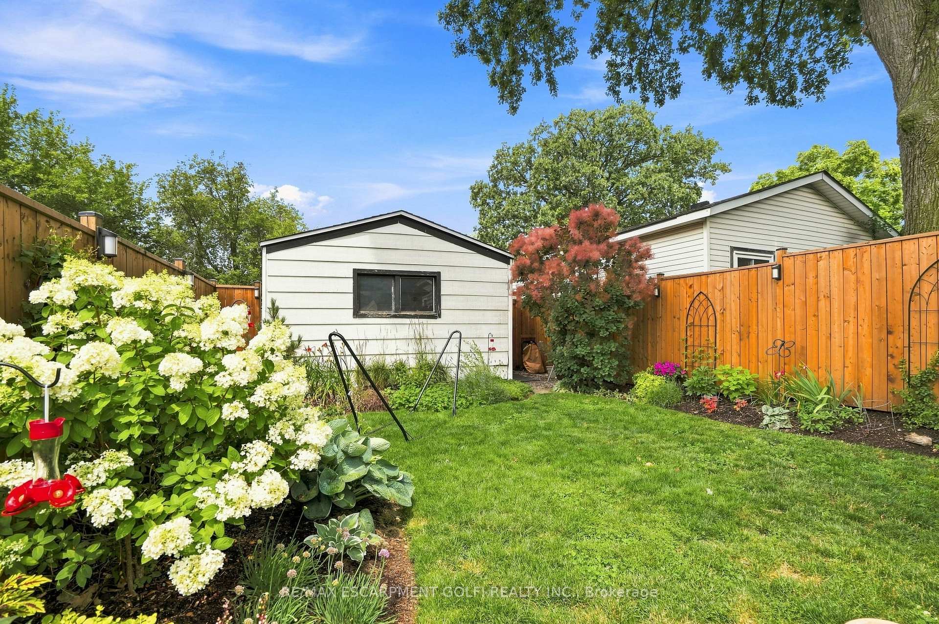 Photo 23 of 34 East 24th Street, Hamilton, Eastmount — HOMEH
