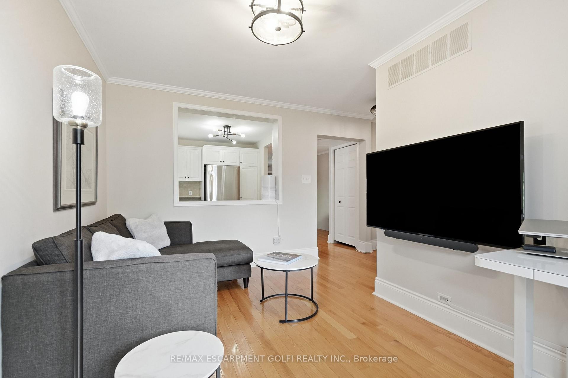 Photo 34 of 34 East 24th Street, Hamilton, Eastmount — HOMEH