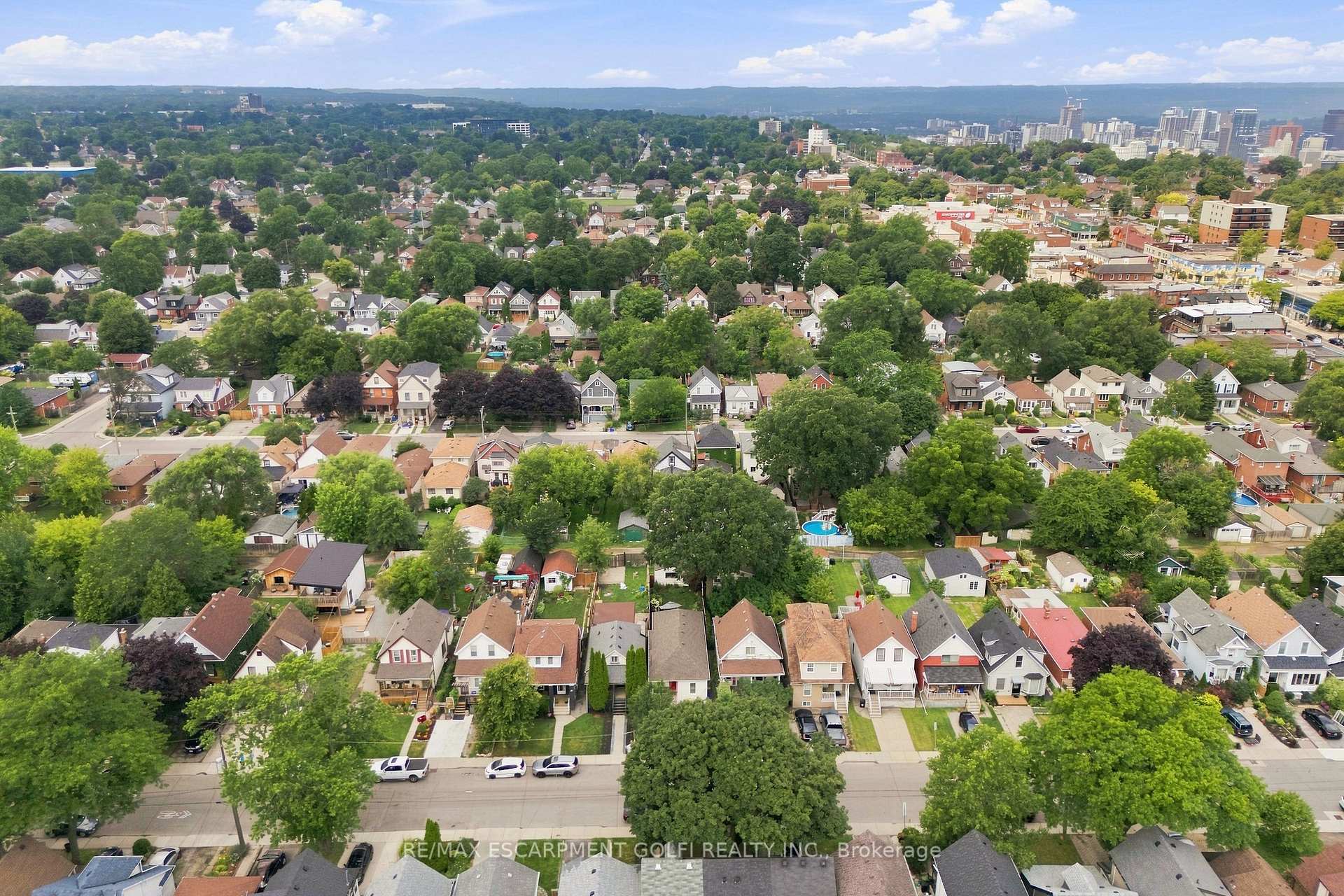 Photo 43 of 34 East 24th Street, Hamilton, Eastmount — HOMEH