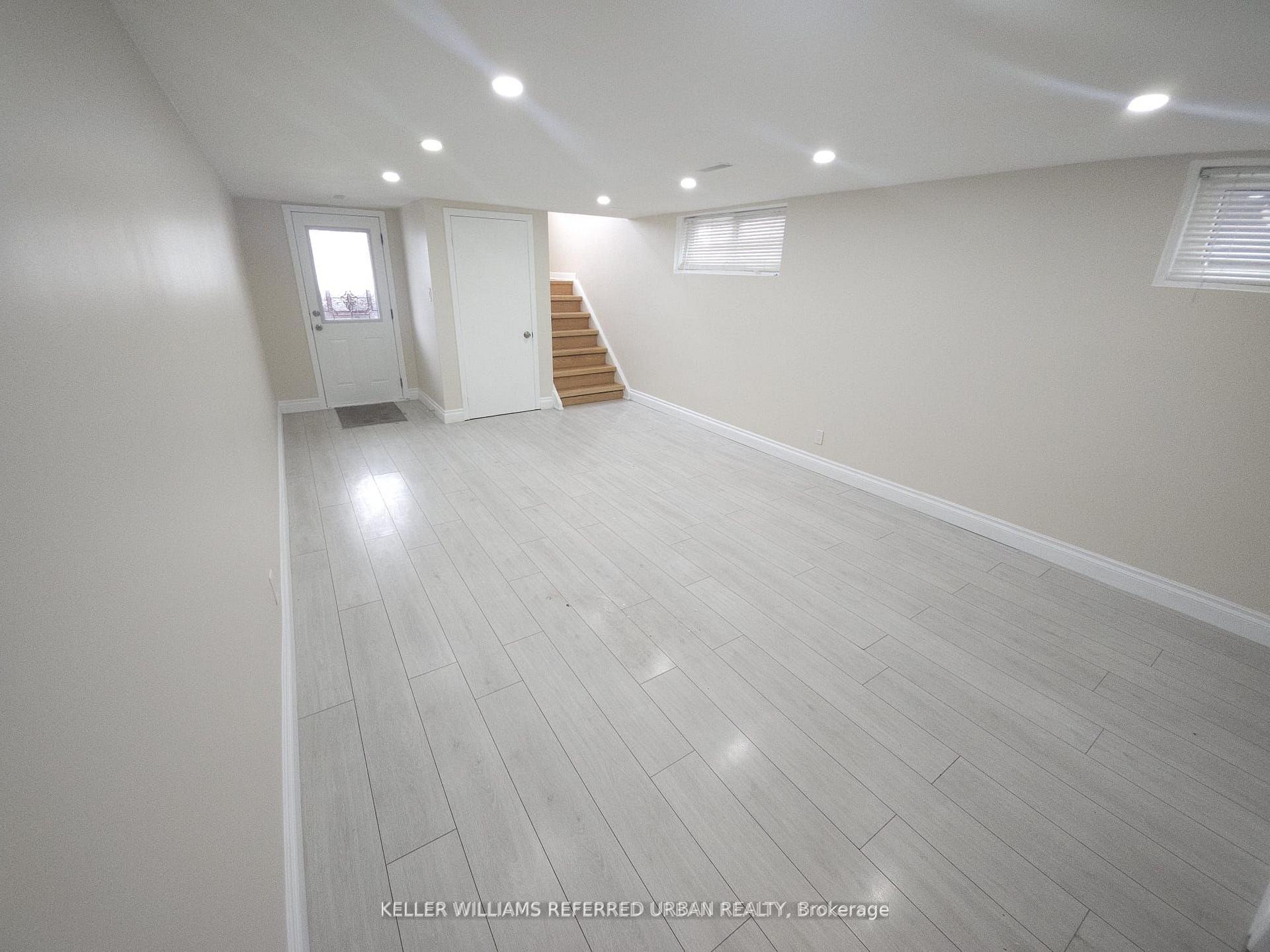 Photo 17 of 30 Picaro Drive, North York, Glenfield-Jane Heights — HOMEH