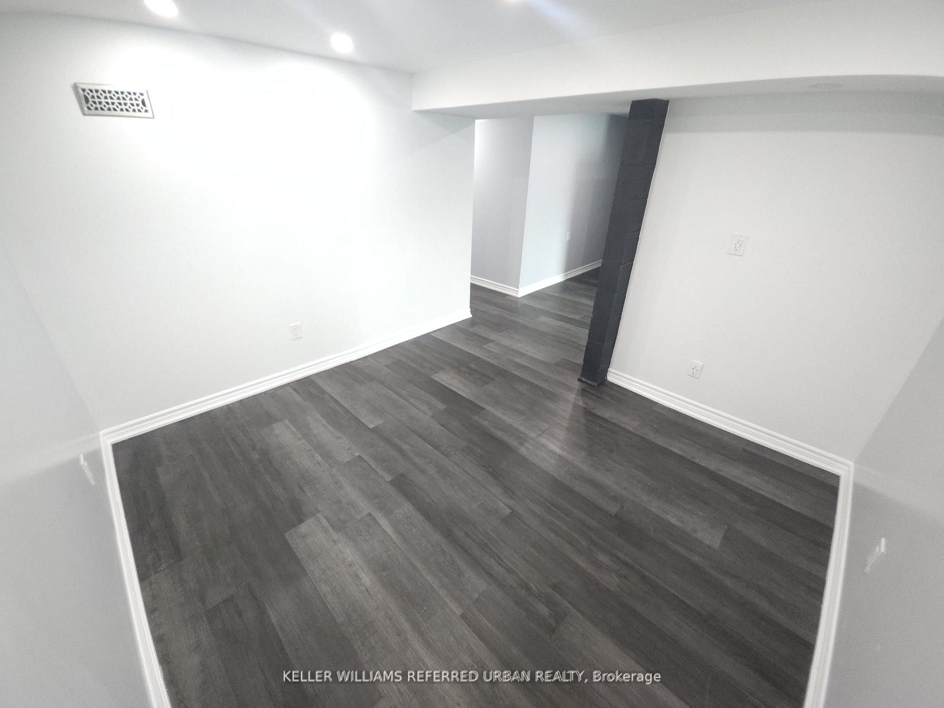Photo 18 of 30 Picaro Drive, North York, Glenfield-Jane Heights — HOMEH