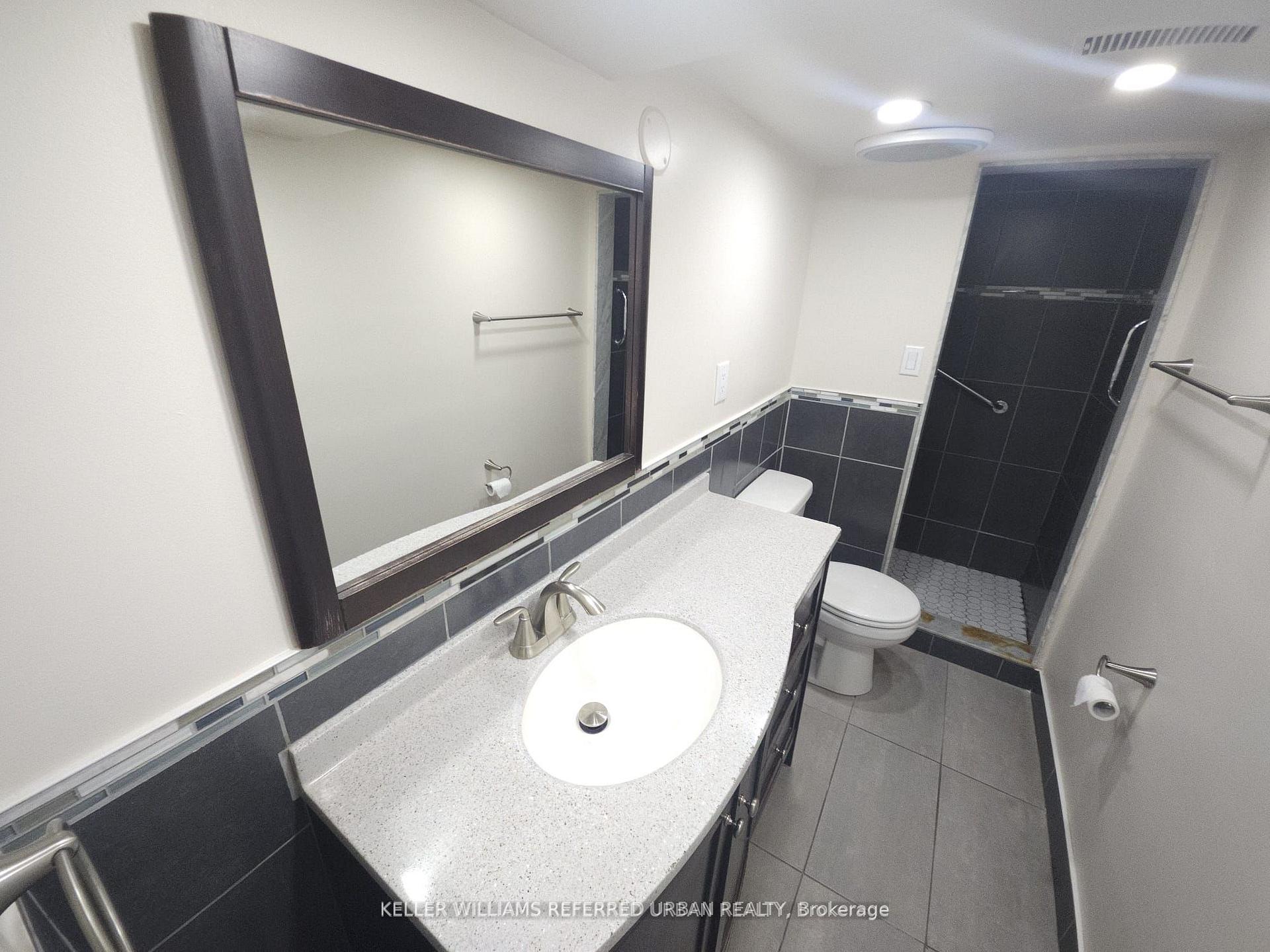 Photo 19 of 30 Picaro Drive, North York, Glenfield-Jane Heights — HOMEH