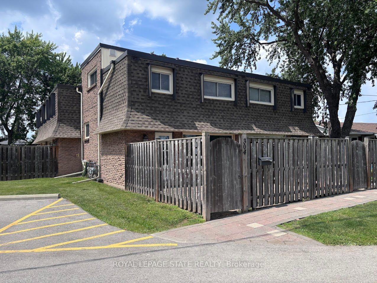Photo 2 of Unit 304, 5 Viking Court, Grimsby, Grimsby Beach — HOMEH