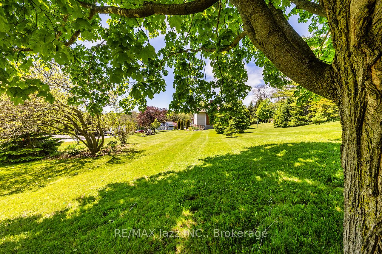 Photo 30 of 20 Twin Lane, Brighton, Rural Brighton — HOMEH