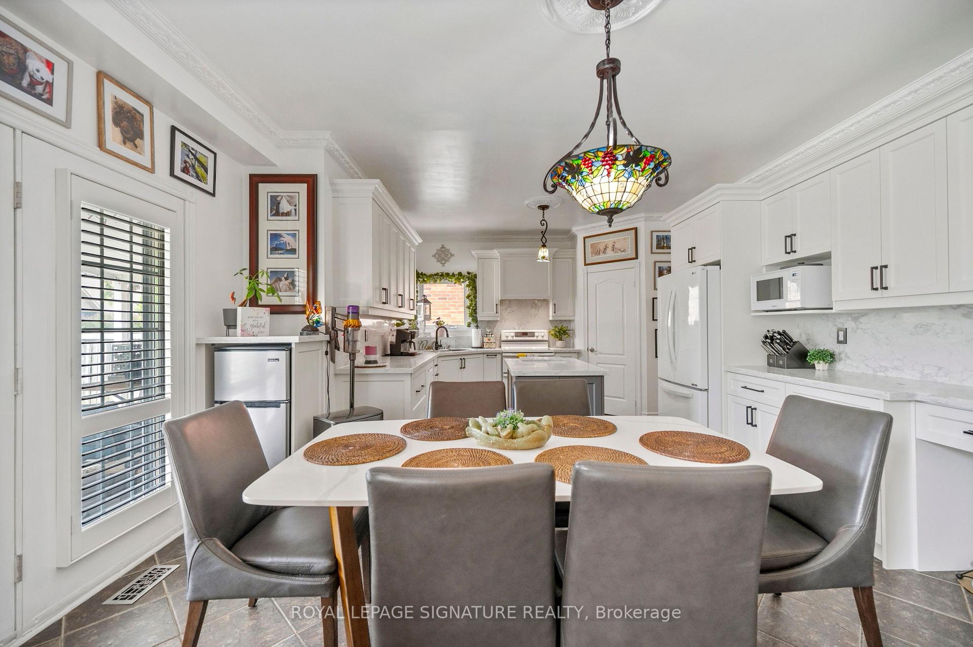 Photo 16 of 11 Downey Drive, Whitby, Brooklin — HOMEH