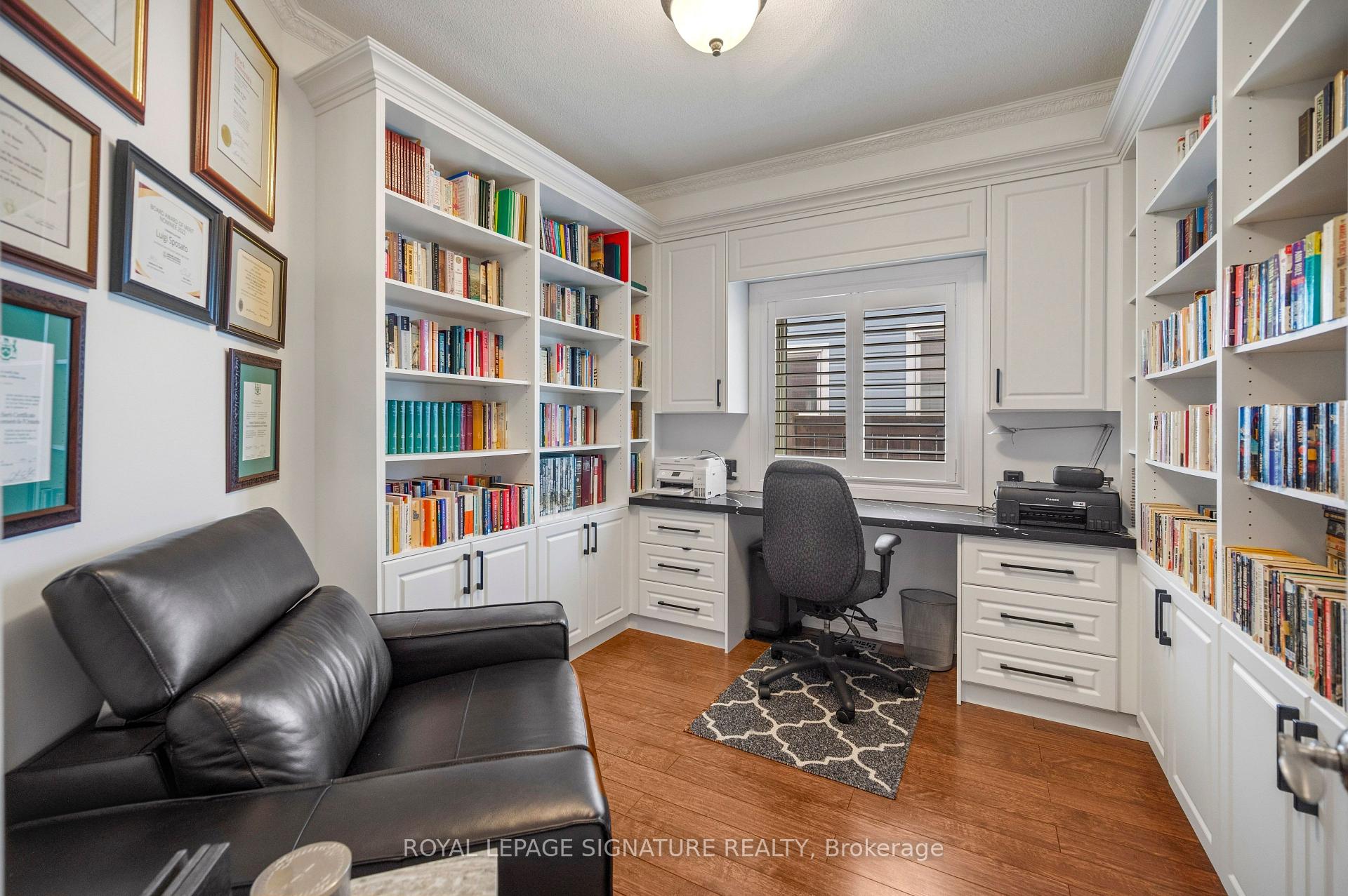 Photo 23 of 11 Downey Drive, Whitby, Brooklin — HOMEH