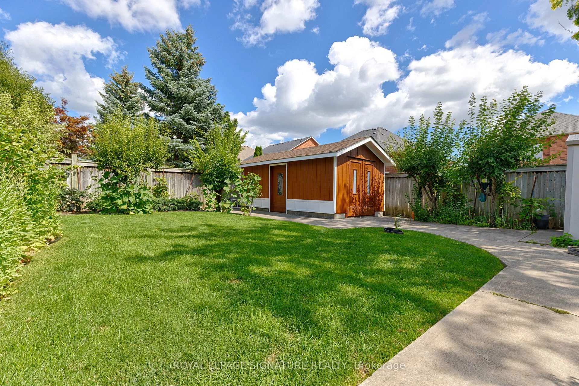 Photo 51 of 11 Downey Drive, Whitby, Brooklin — HOMEH