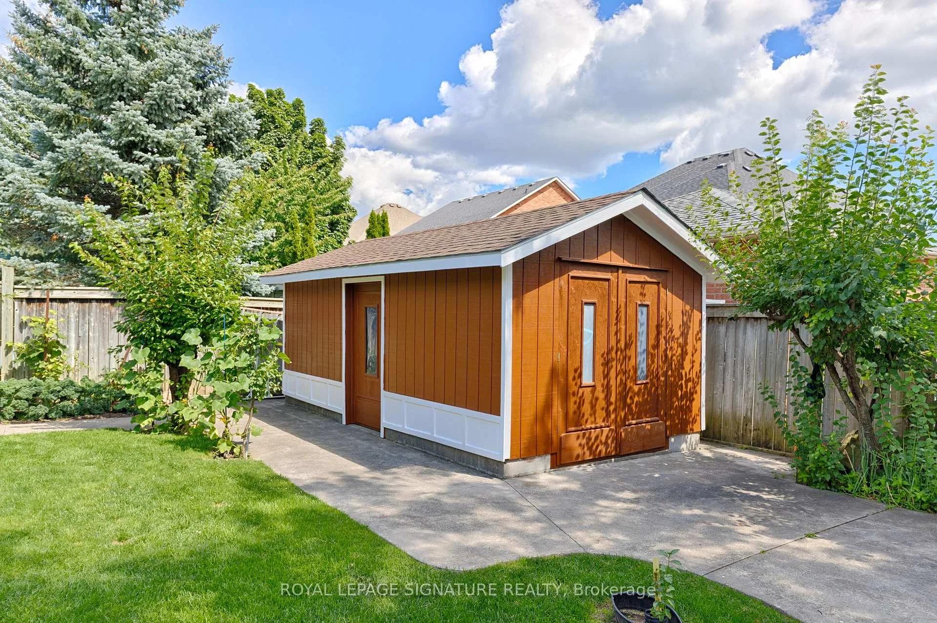 Photo 52 of 11 Downey Drive, Whitby, Brooklin — HOMEH