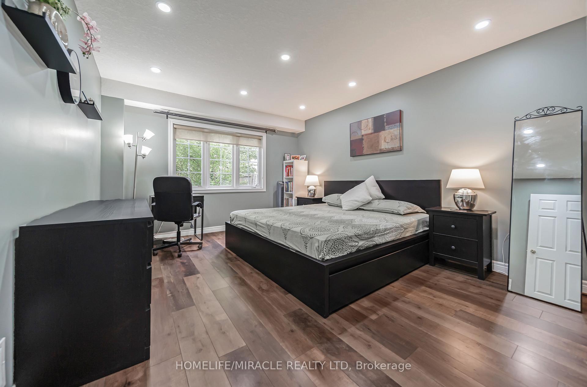 Photo 20 of 93 Lynch Circle, Guelph, Pineridge/Westminster Woods — HOMEH
