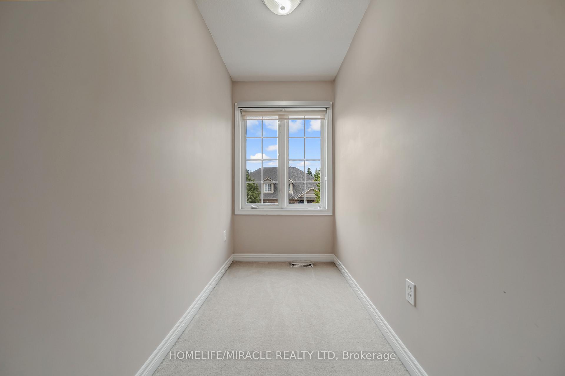 Photo 36 of 93 Lynch Circle, Guelph, Pineridge/Westminster Woods — HOMEH