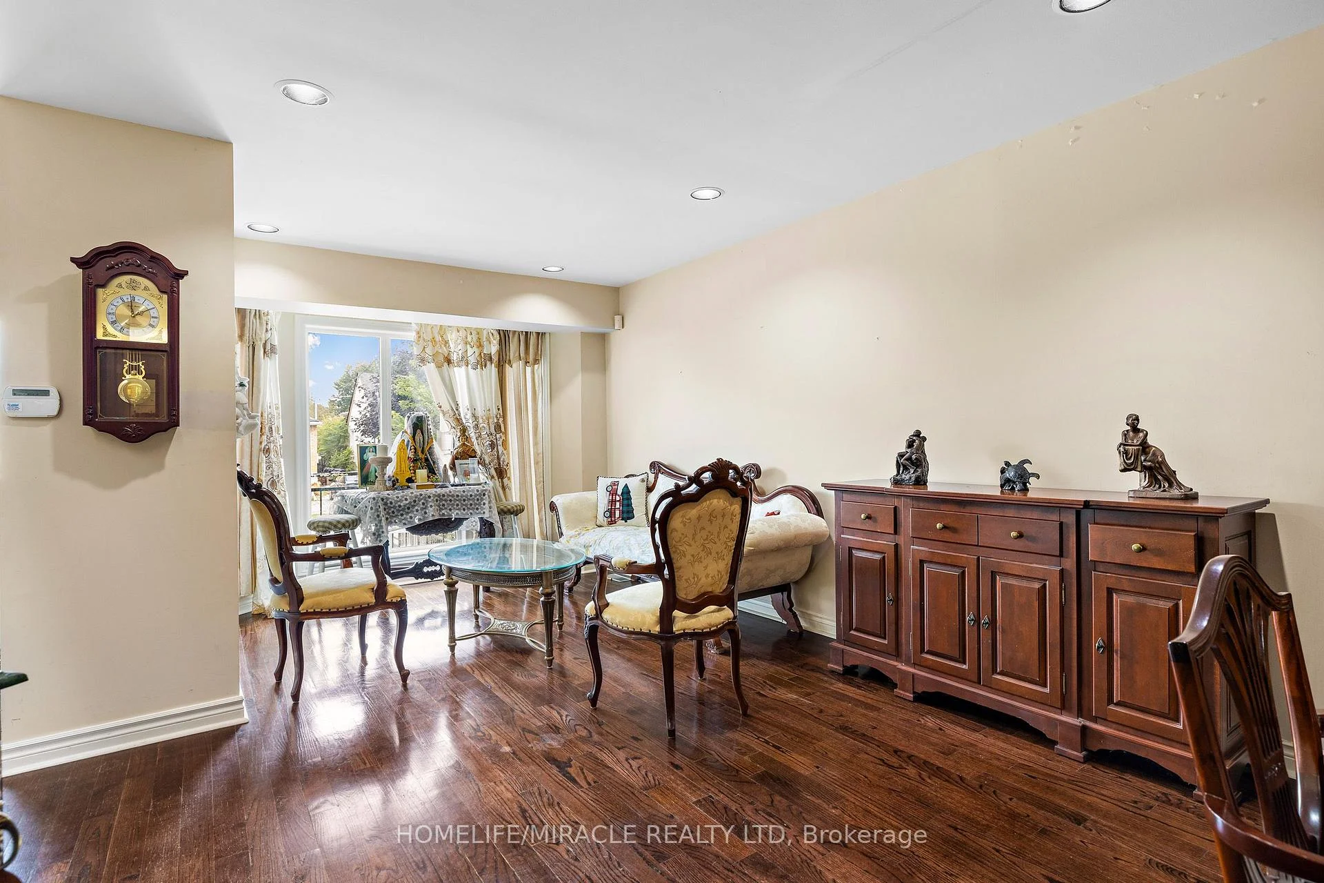 Photo 6 of 33 Torrens Avenue, Toronto, Broadview North — HOMEH